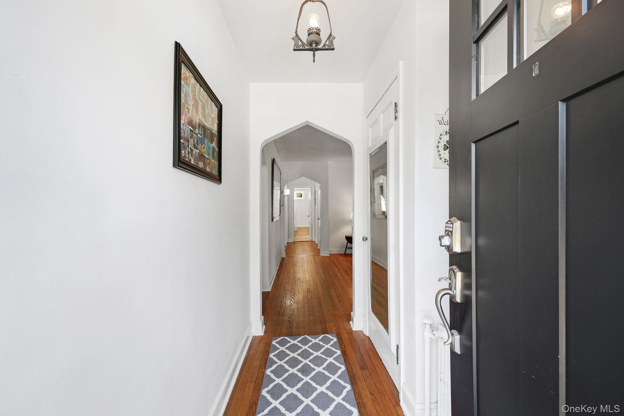 22 Galloway Road – For Sale photo 2