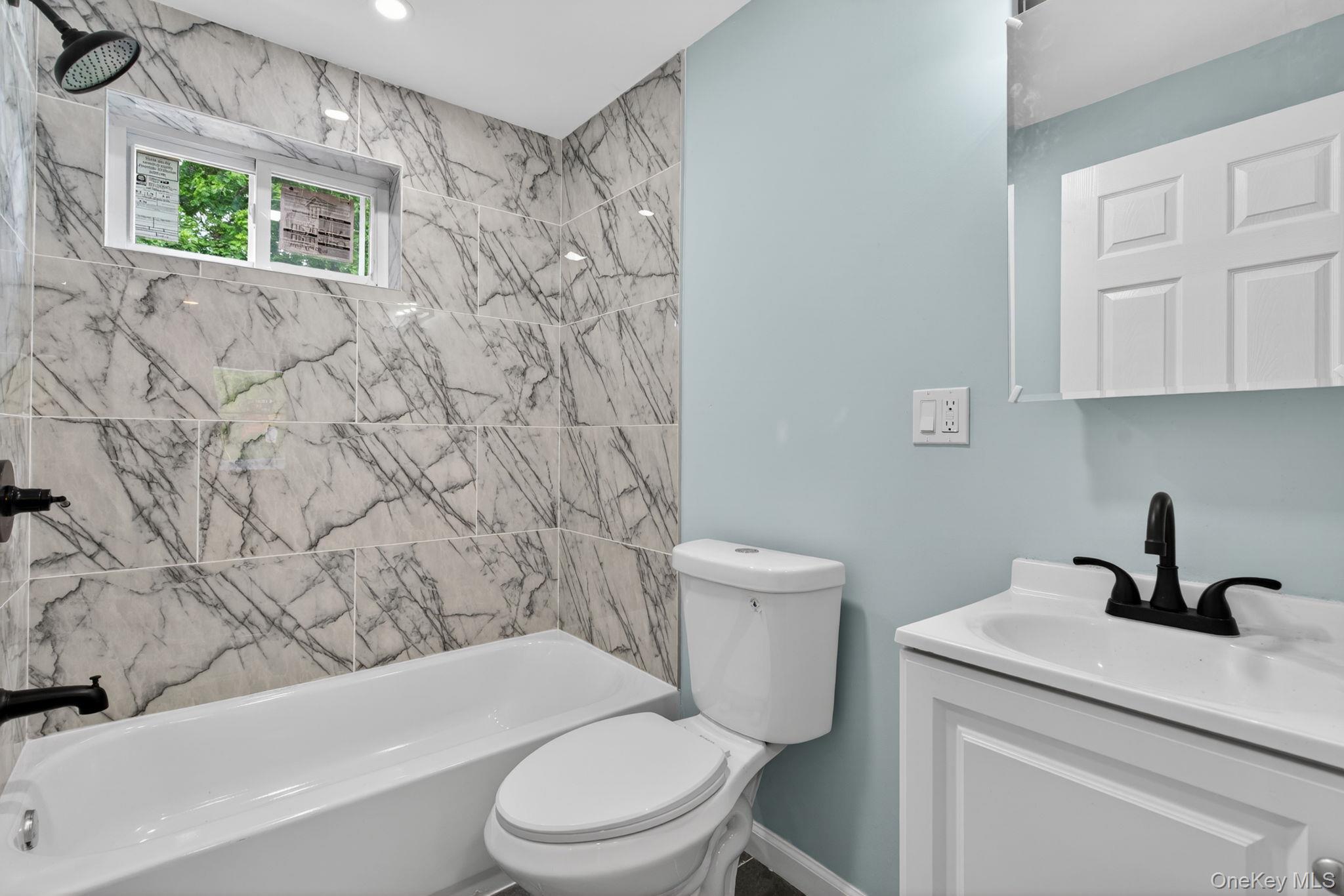 152 N Clinton Street – For Sale photo 11