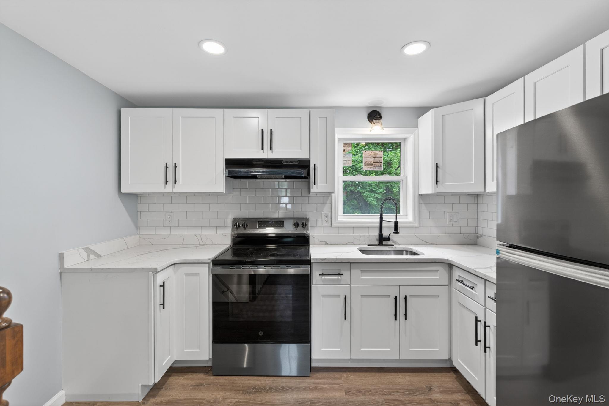 152 N Clinton Street – For Sale photo 8