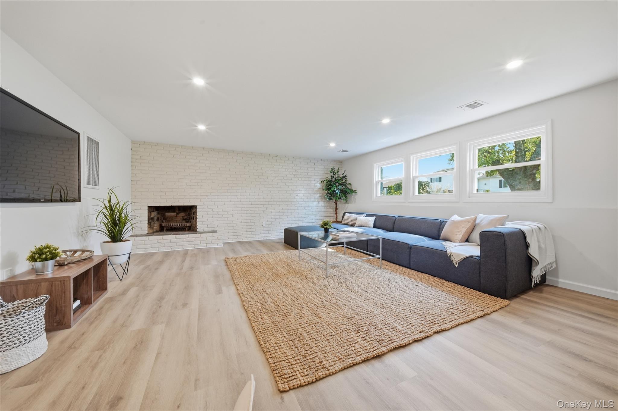 16 Merritt Avenue – For Sale photo 22