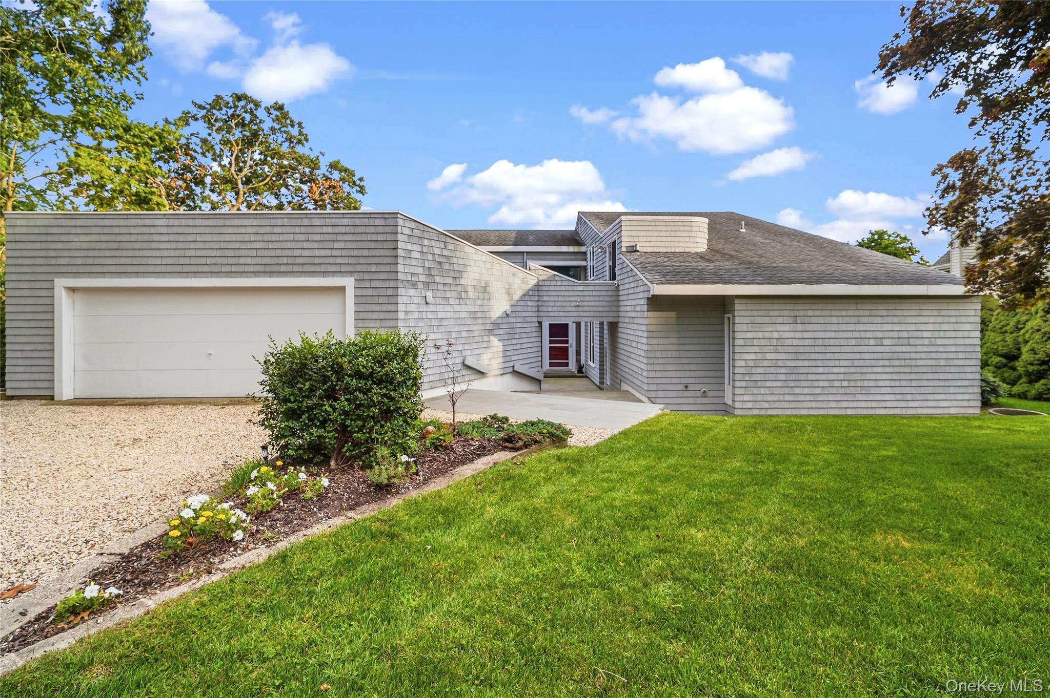6 Bay View Drive – For Sale