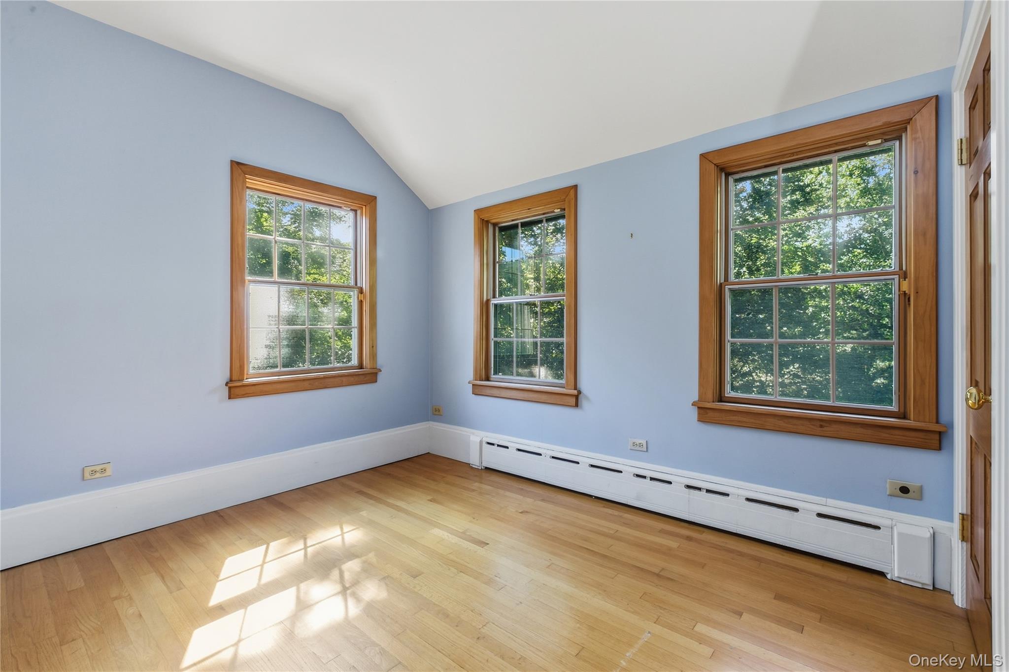 81 Glendale Road – For Sale photo 12