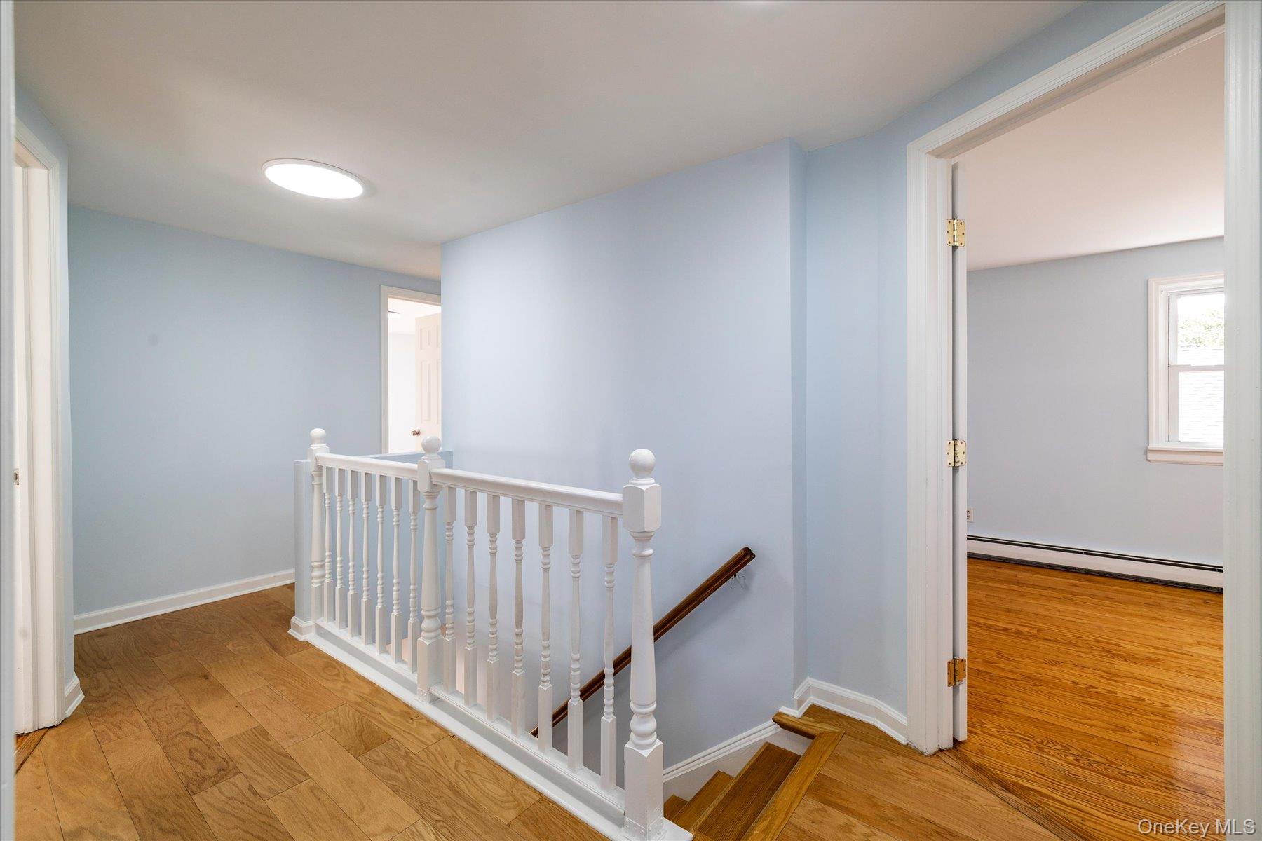 48 W Windsor Parkway – For Sale photo 33