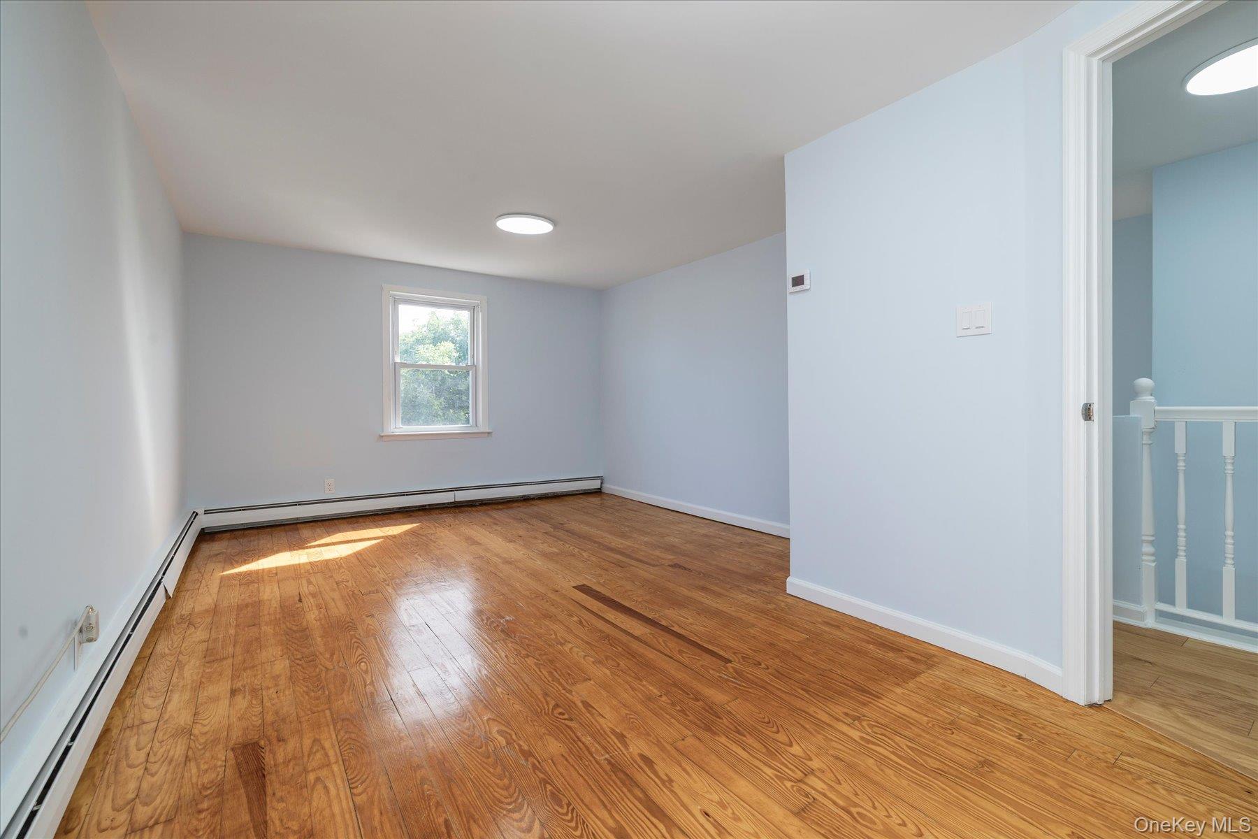 48 W Windsor Parkway – For Sale photo 32
