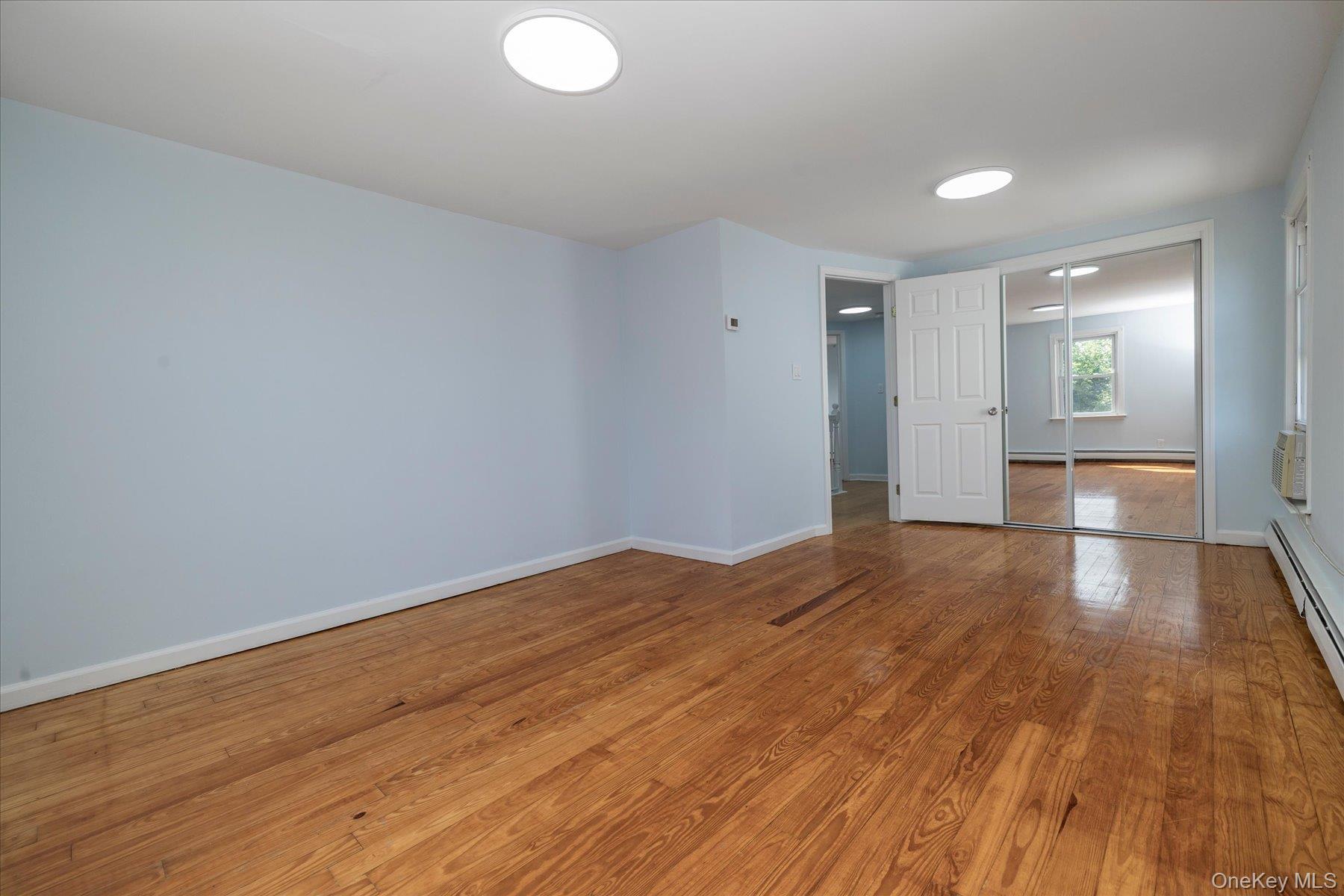 48 W Windsor Parkway – For Sale photo 31