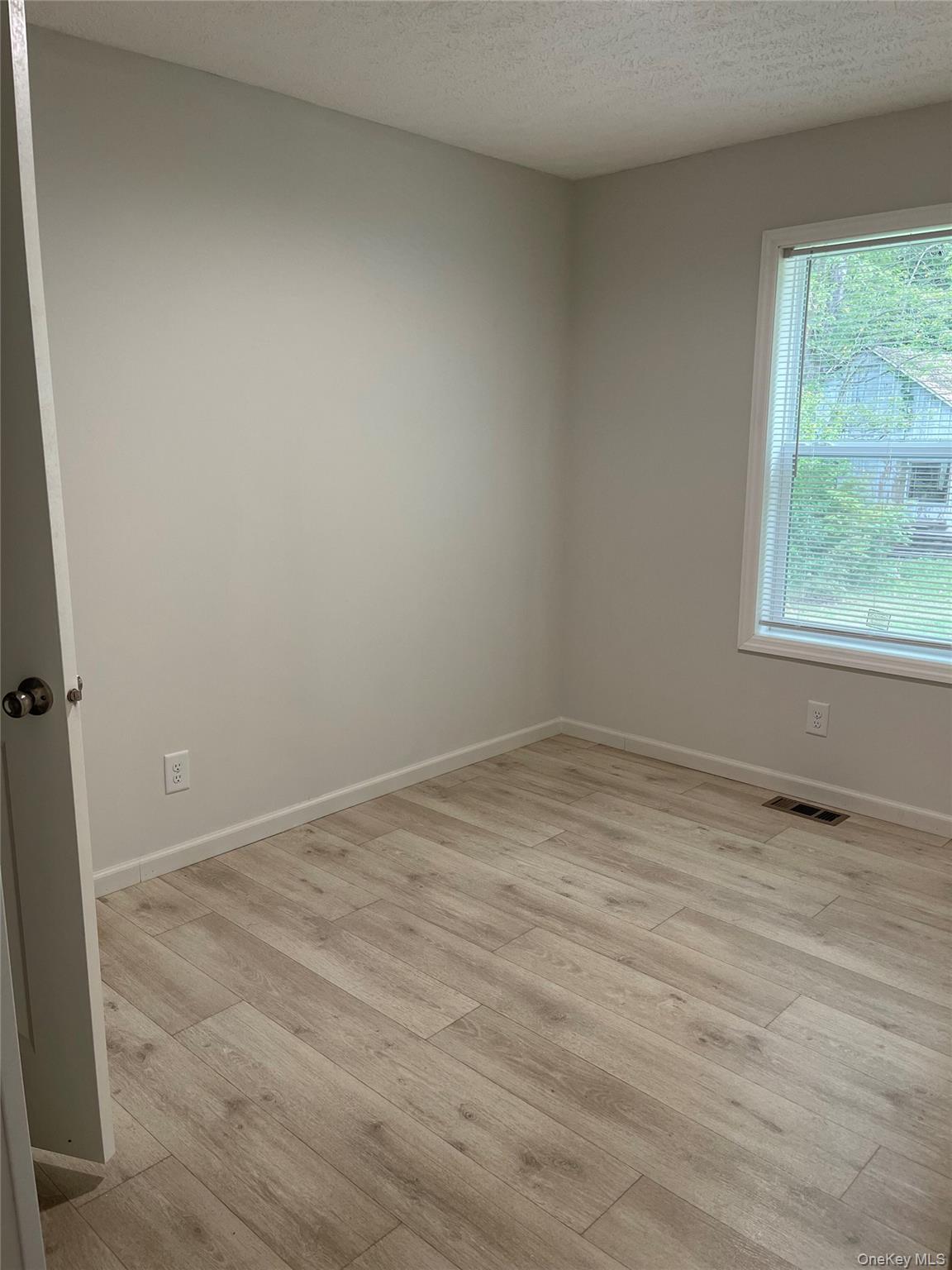 9 Odell – For Sale photo 22