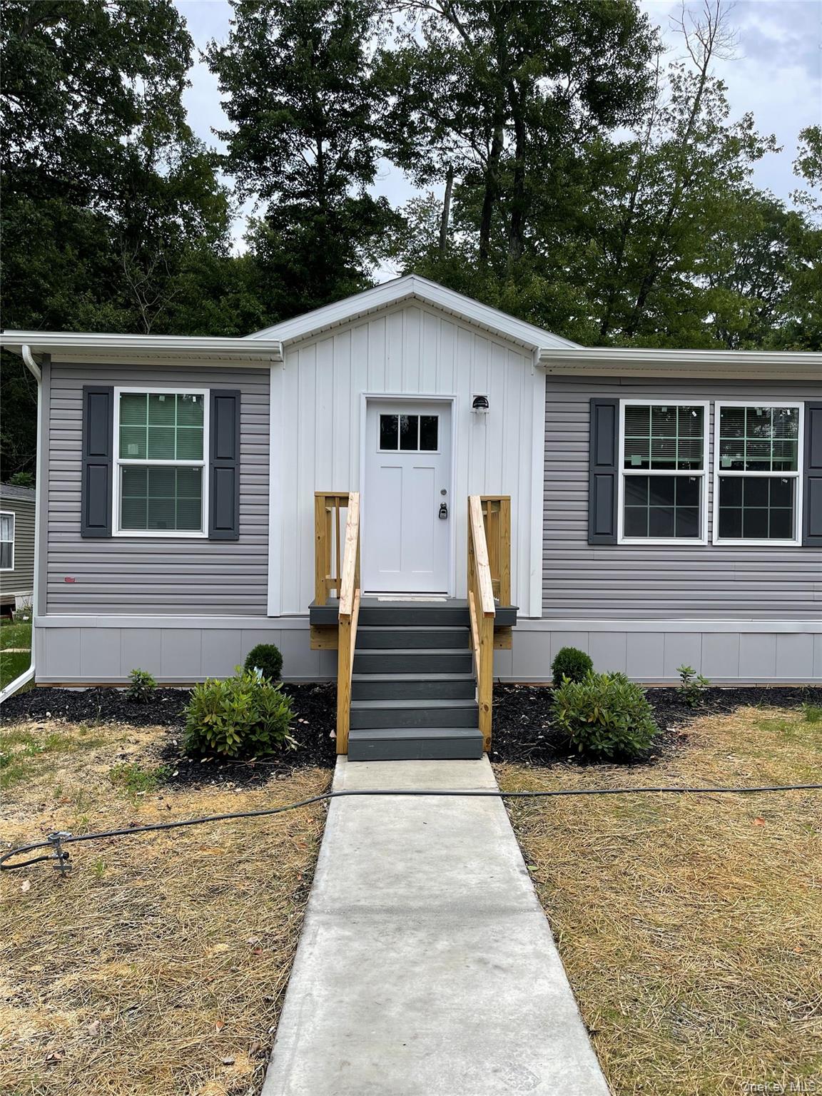 9 Odell – For Sale photo 2