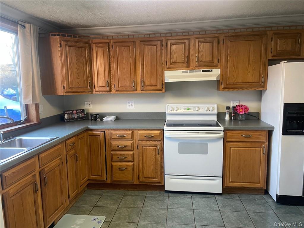 96 Dunderberg Road – For Rent photo 7