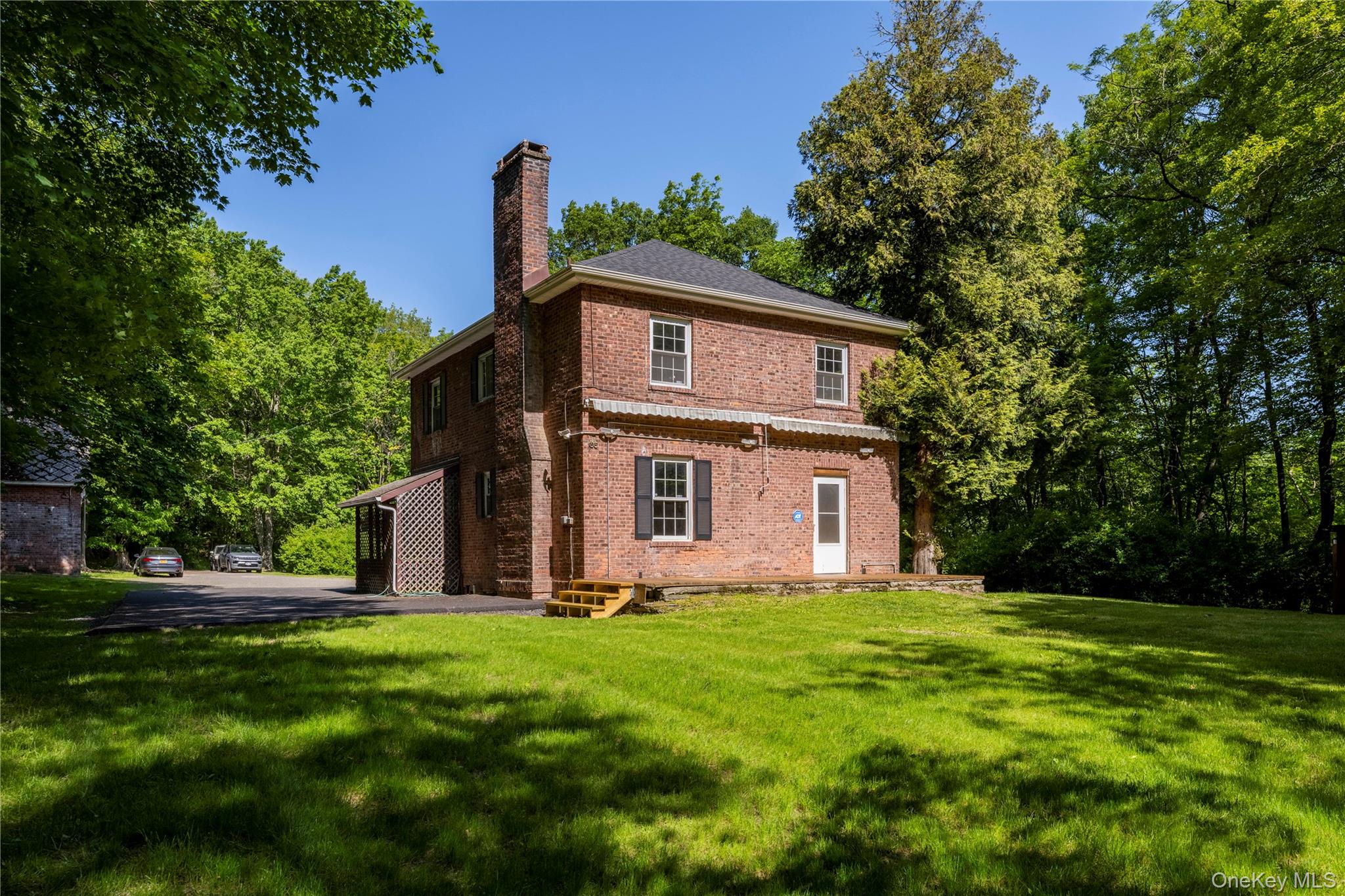 43 Leslie Road – For Sale photo 32