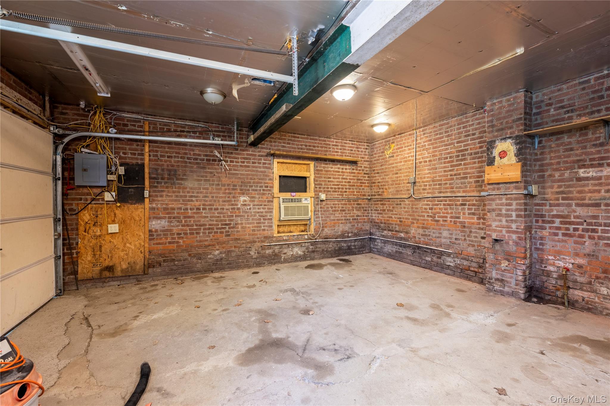 43 Leslie Road – For Sale photo 25