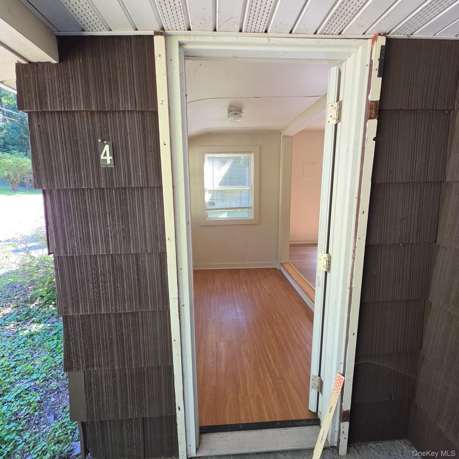 4 Storybrook Lane W – For Rent