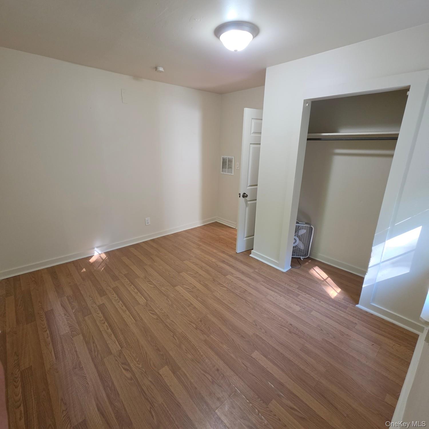 4 Storybrook Lane W – For Rent photo 5