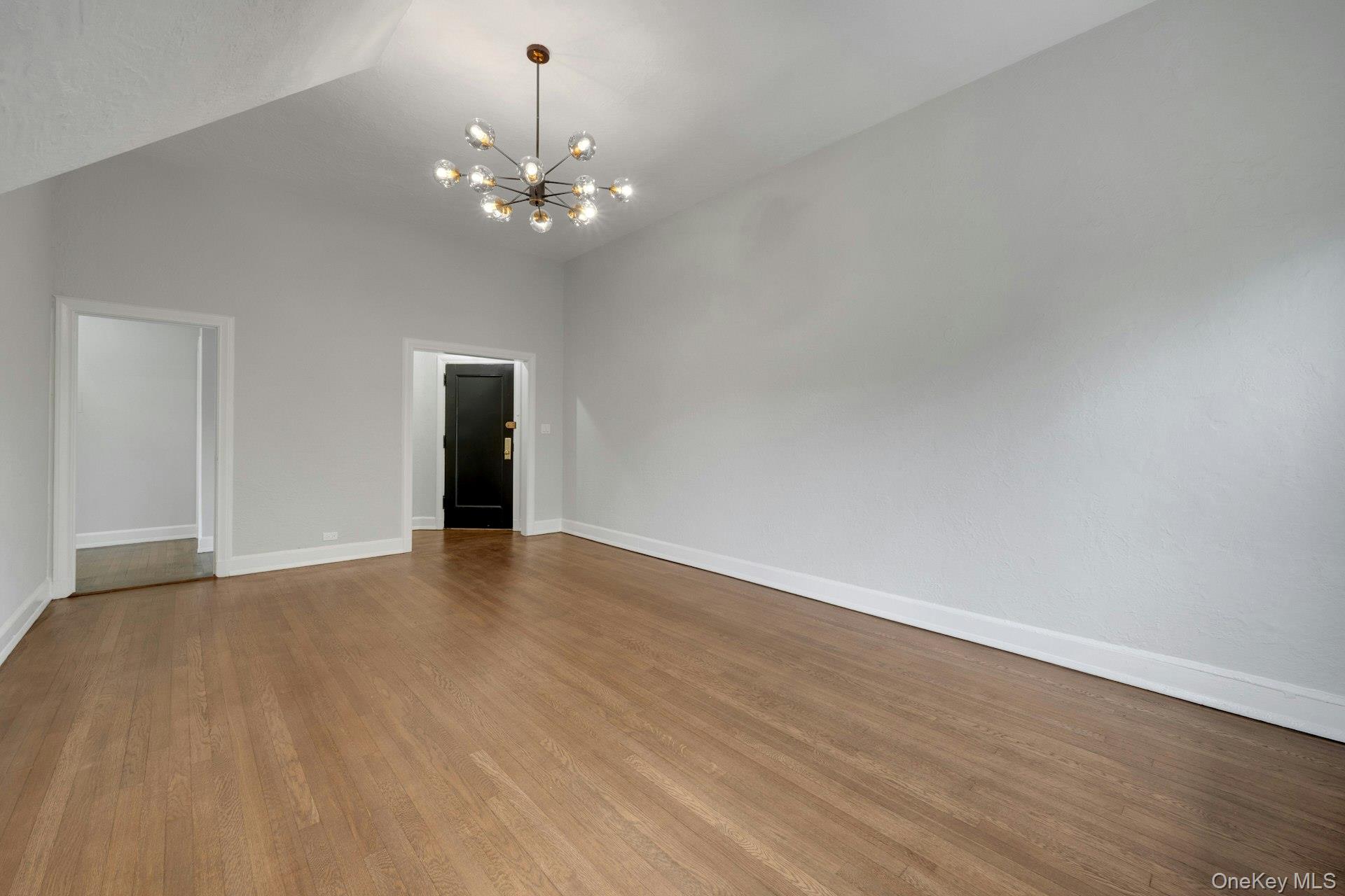 64 Kensington Road, Unit 3B photo 13