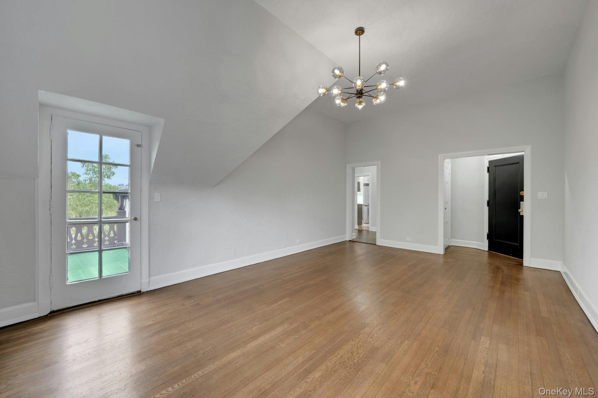 64 Kensington Road, Unit 3B photo 11