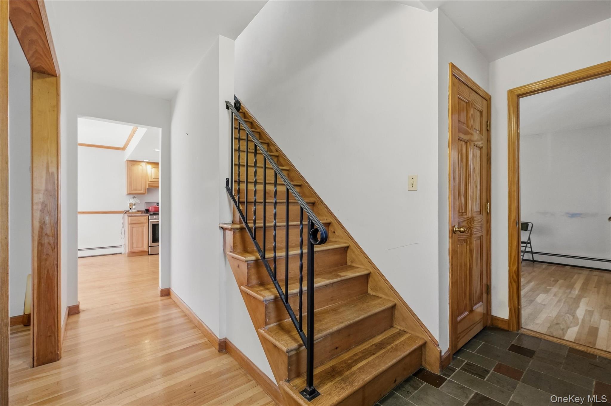 17 Chestnut Lane – For Sale photo 4