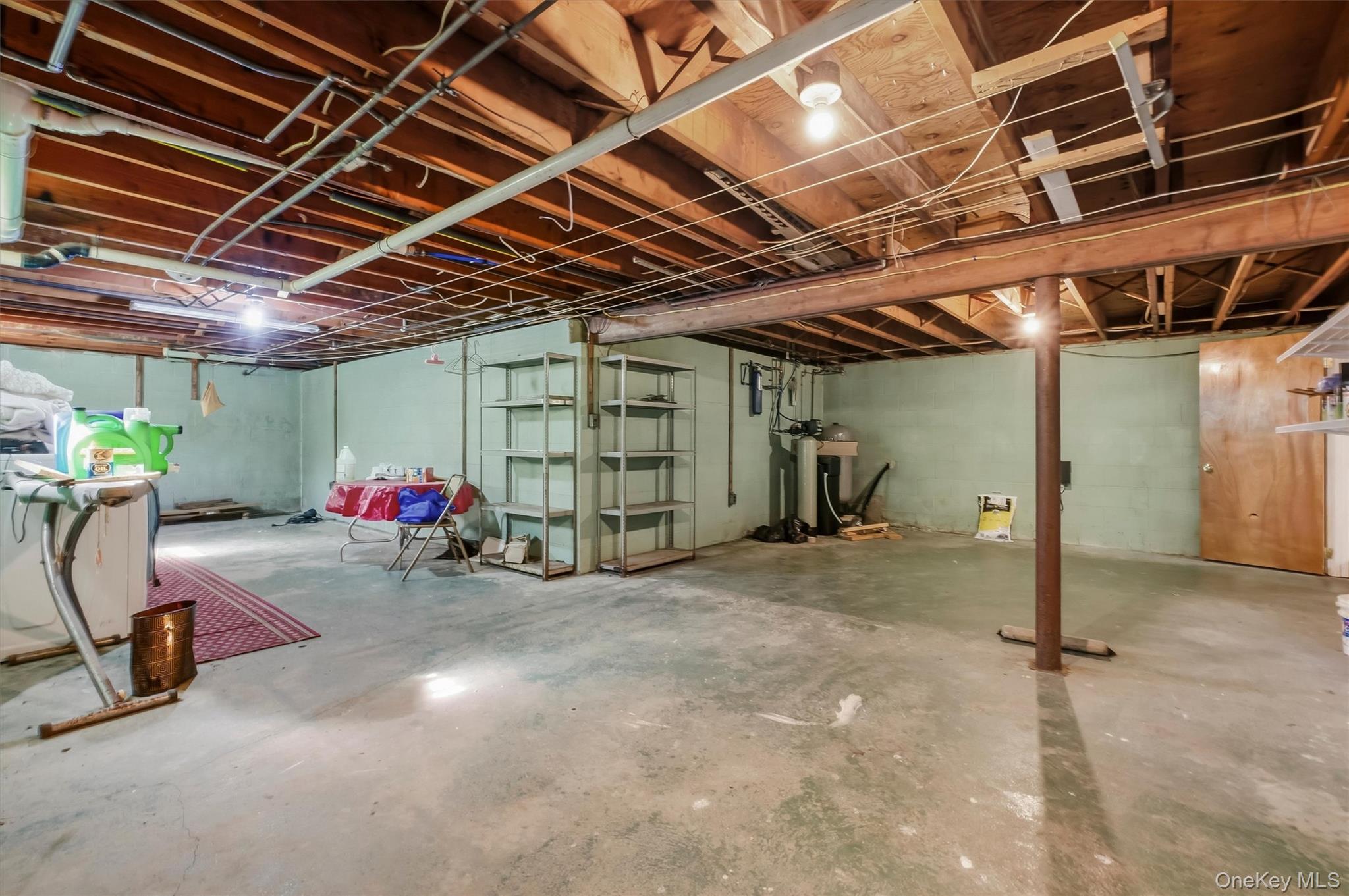 17 Chestnut Lane – For Sale photo 32