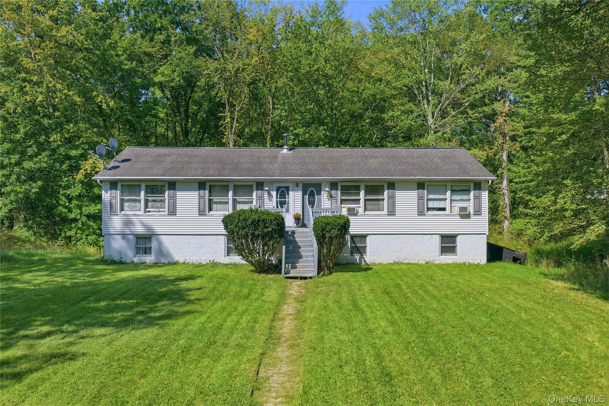 1228 Albany Post Road – For Sale