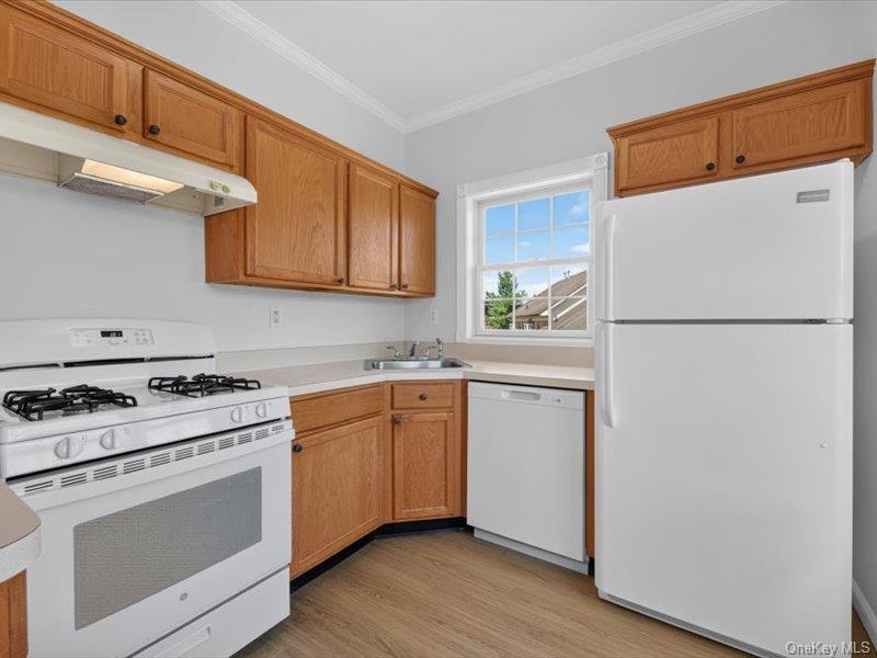 116 High Point Circle, Unit 116 photo 6