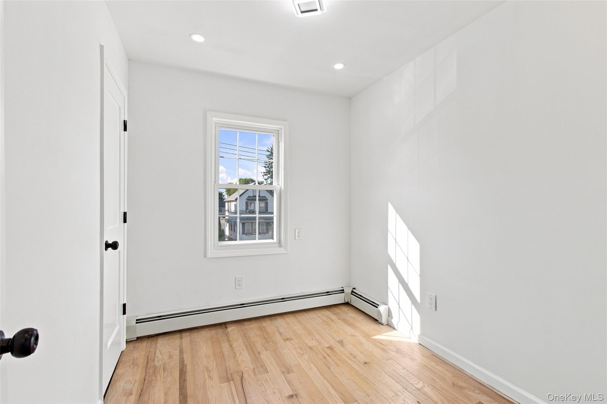 187-12 Mangin Ave – For Sale photo 20