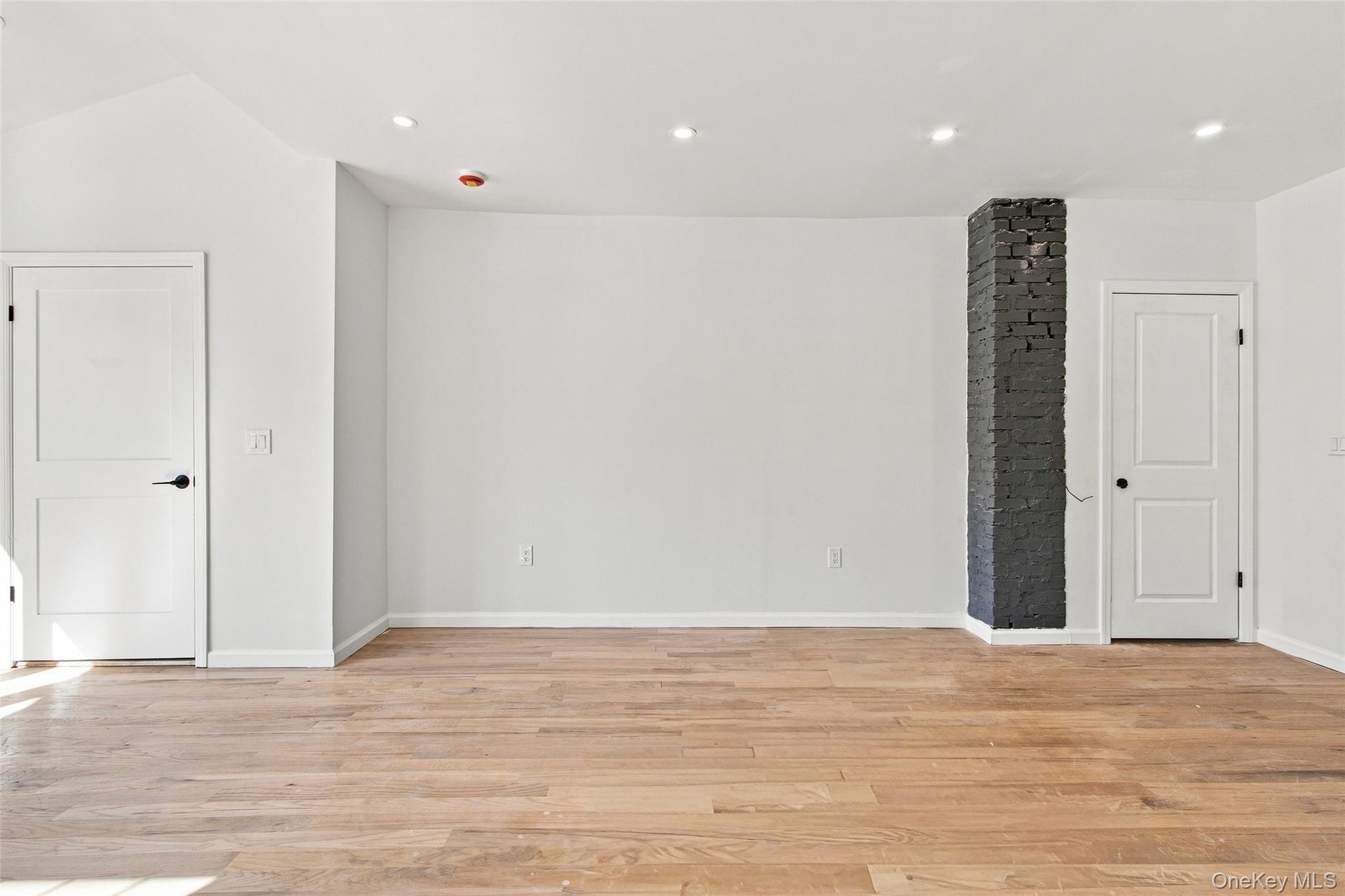 187-12 Mangin Ave – For Sale photo 7
