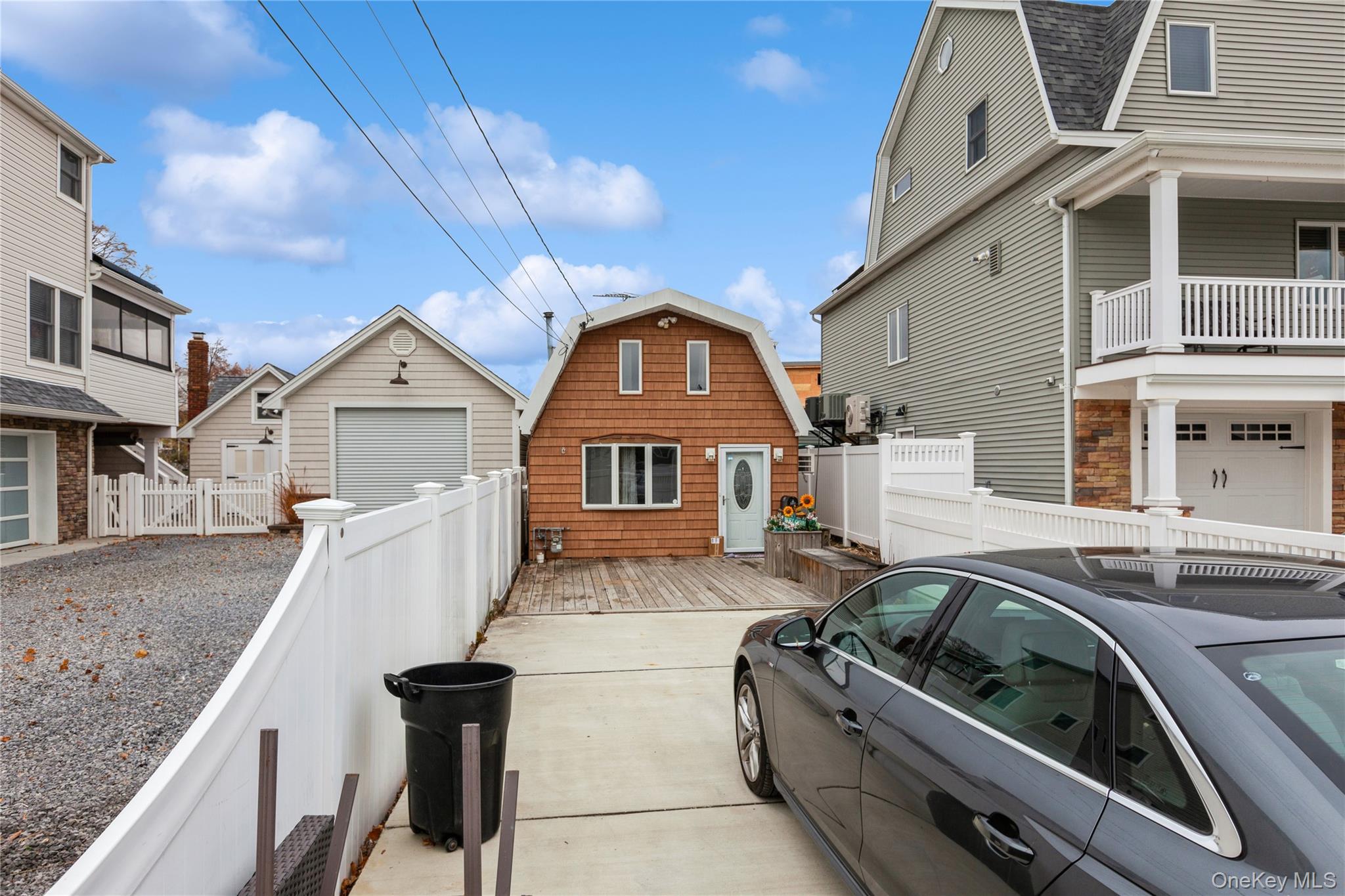 3955 South Street – For Sale photo 3