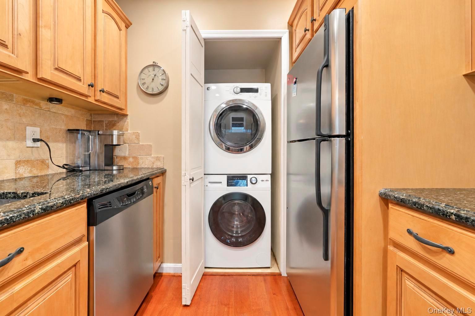 107 Richmond Boulevard, Unit 4B photo 23