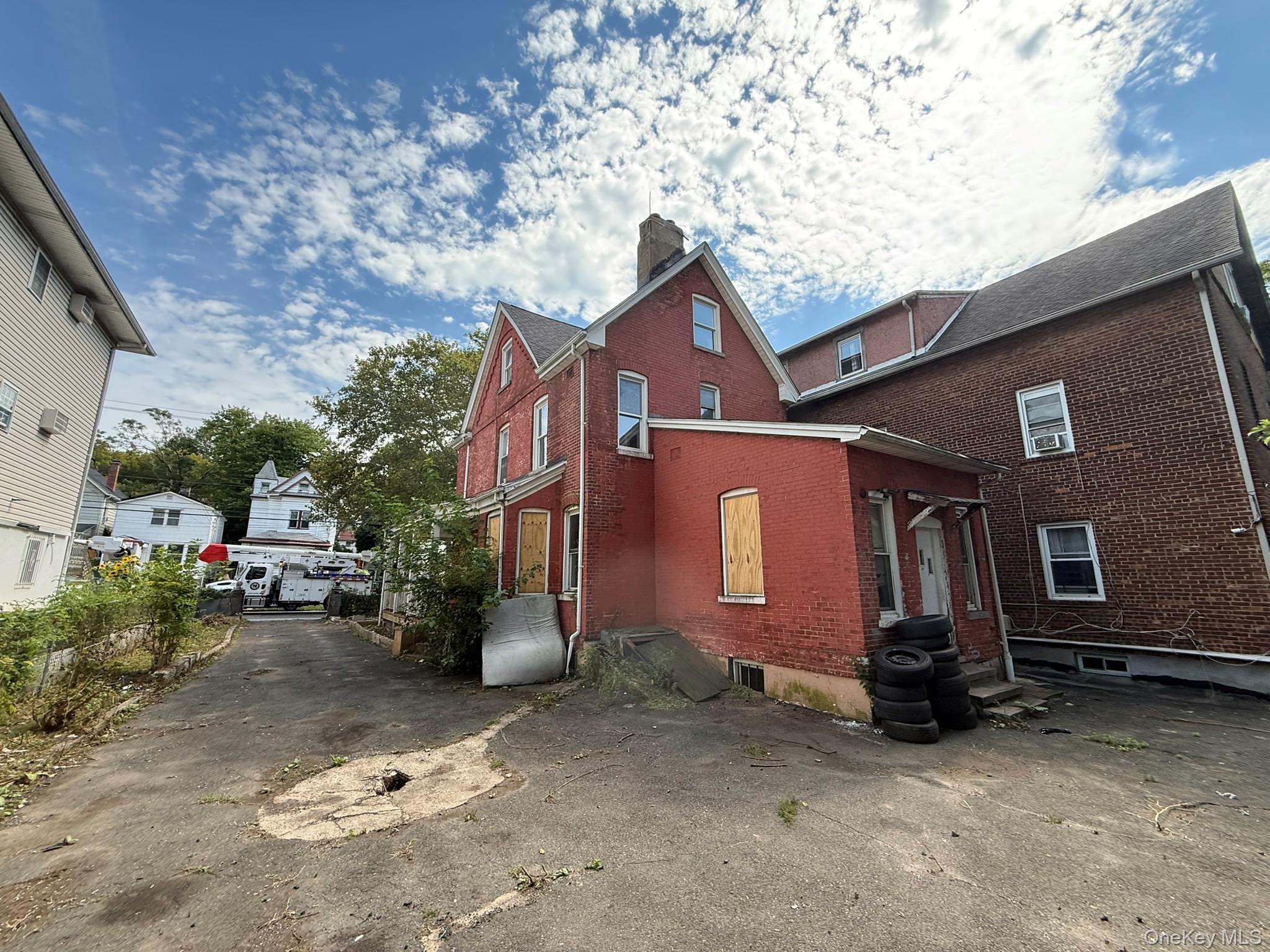 332 S 6th Avenue – For Sale photo 13