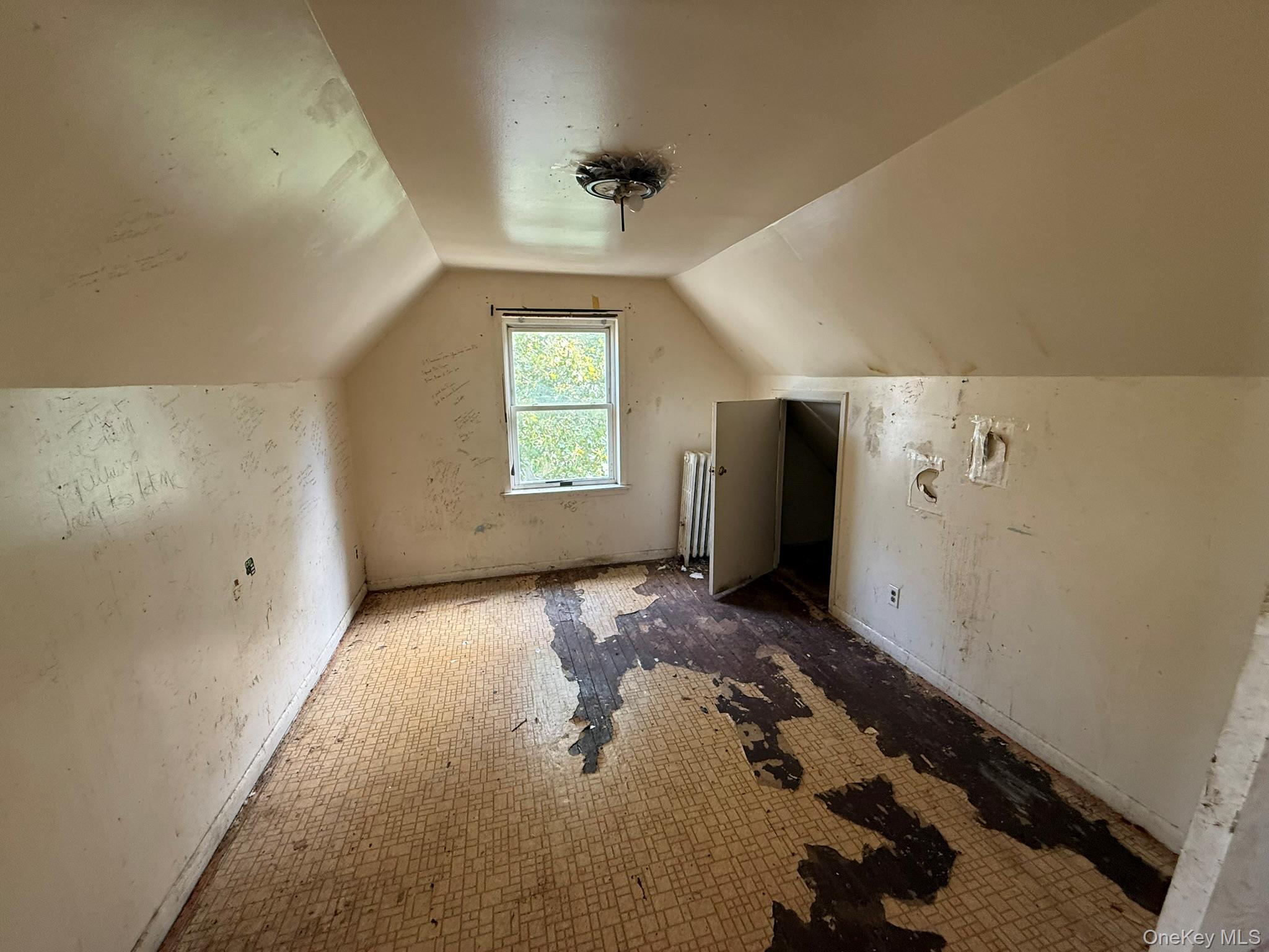 332 S 6th Avenue – For Sale photo 10