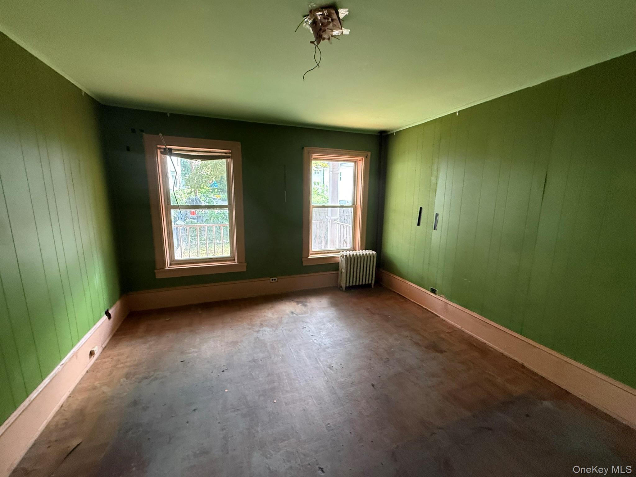 332 S 6th Avenue – For Sale photo 2