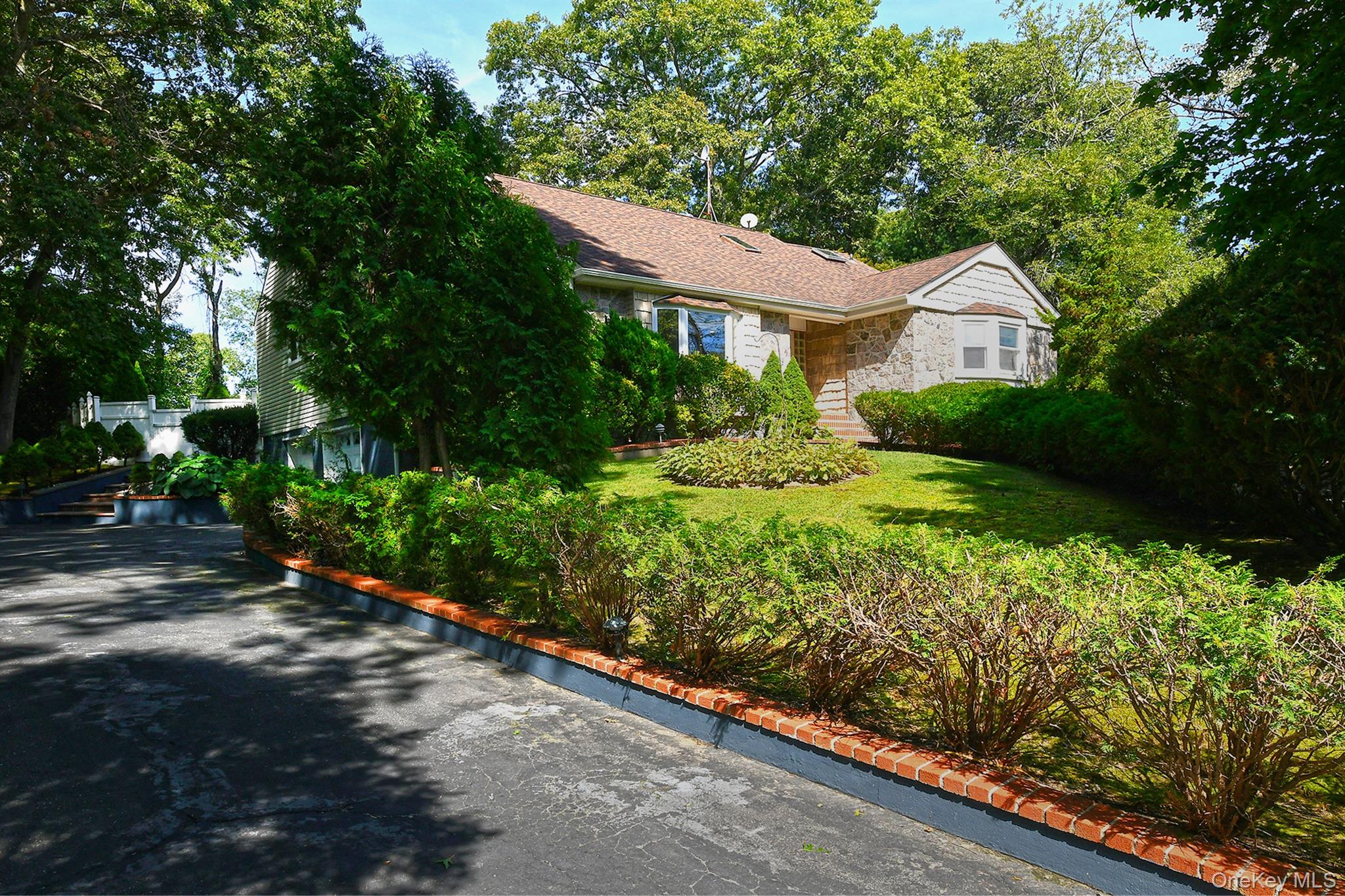 4 Village Hill Drive – For Sale photo 3