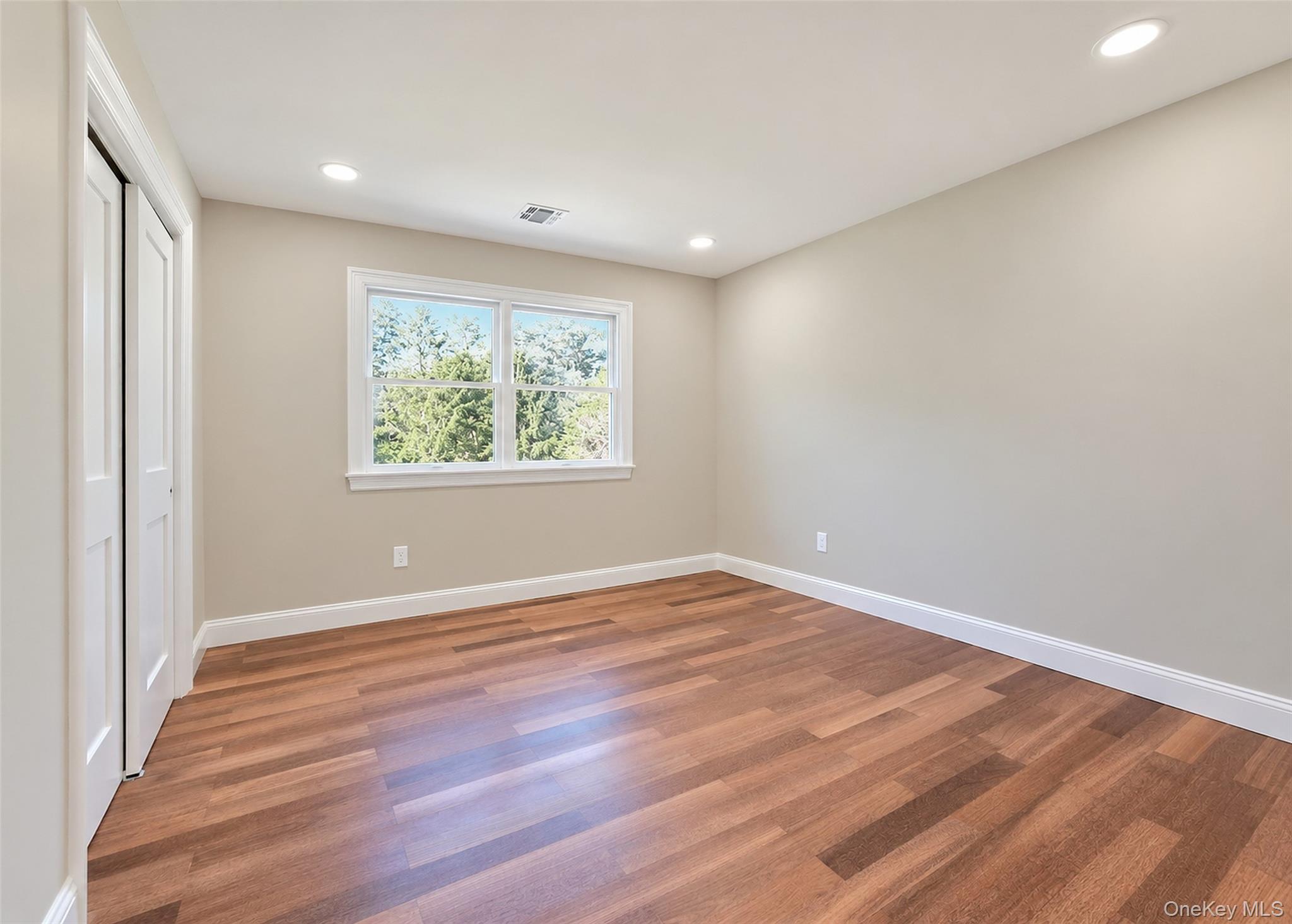 19 Victoria Lane – For Sale photo 30