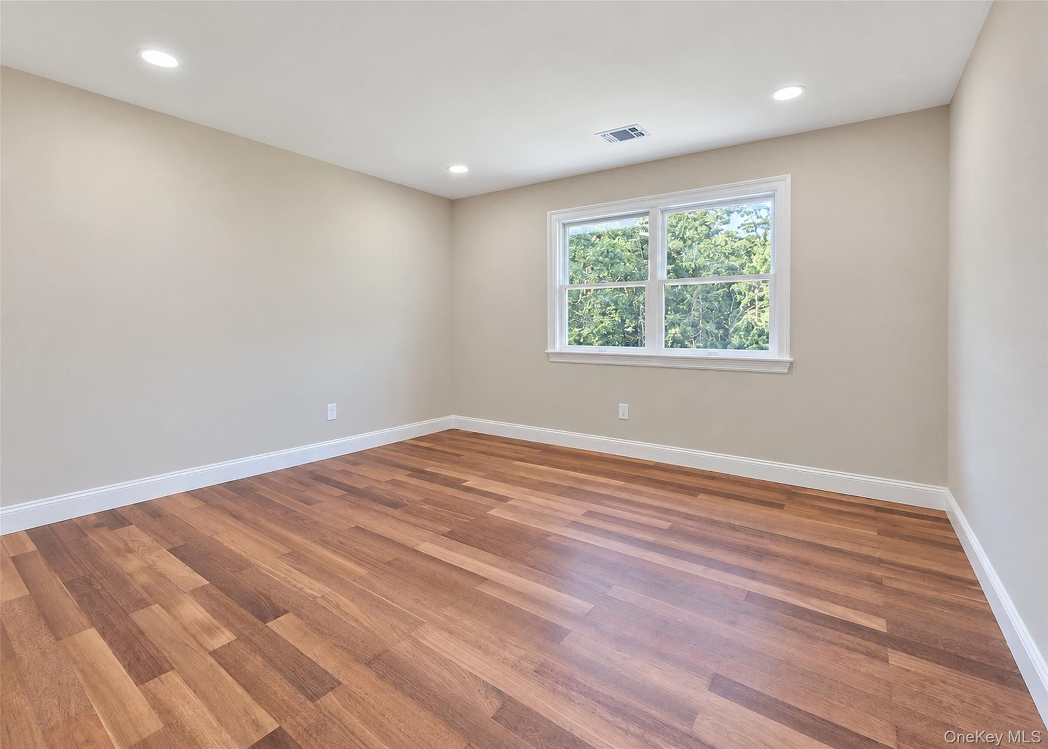 19 Victoria Lane – For Sale photo 29