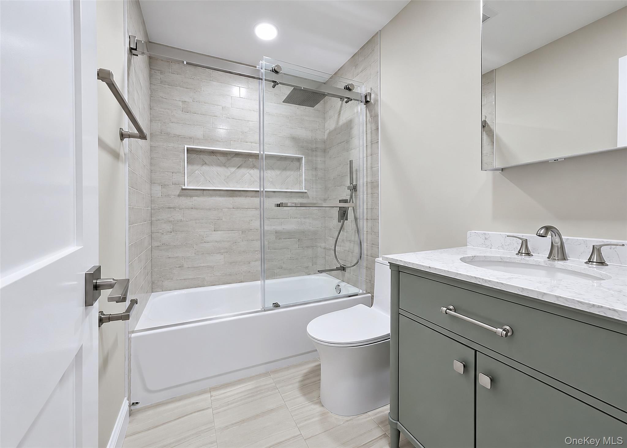19 Victoria Lane – For Sale photo 31