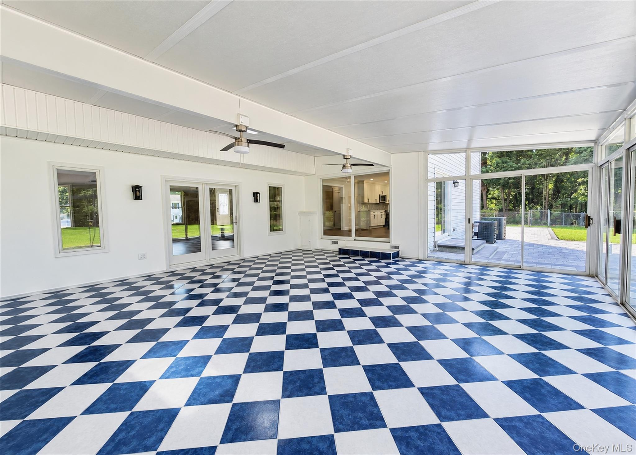 19 Victoria Lane – For Sale photo 13