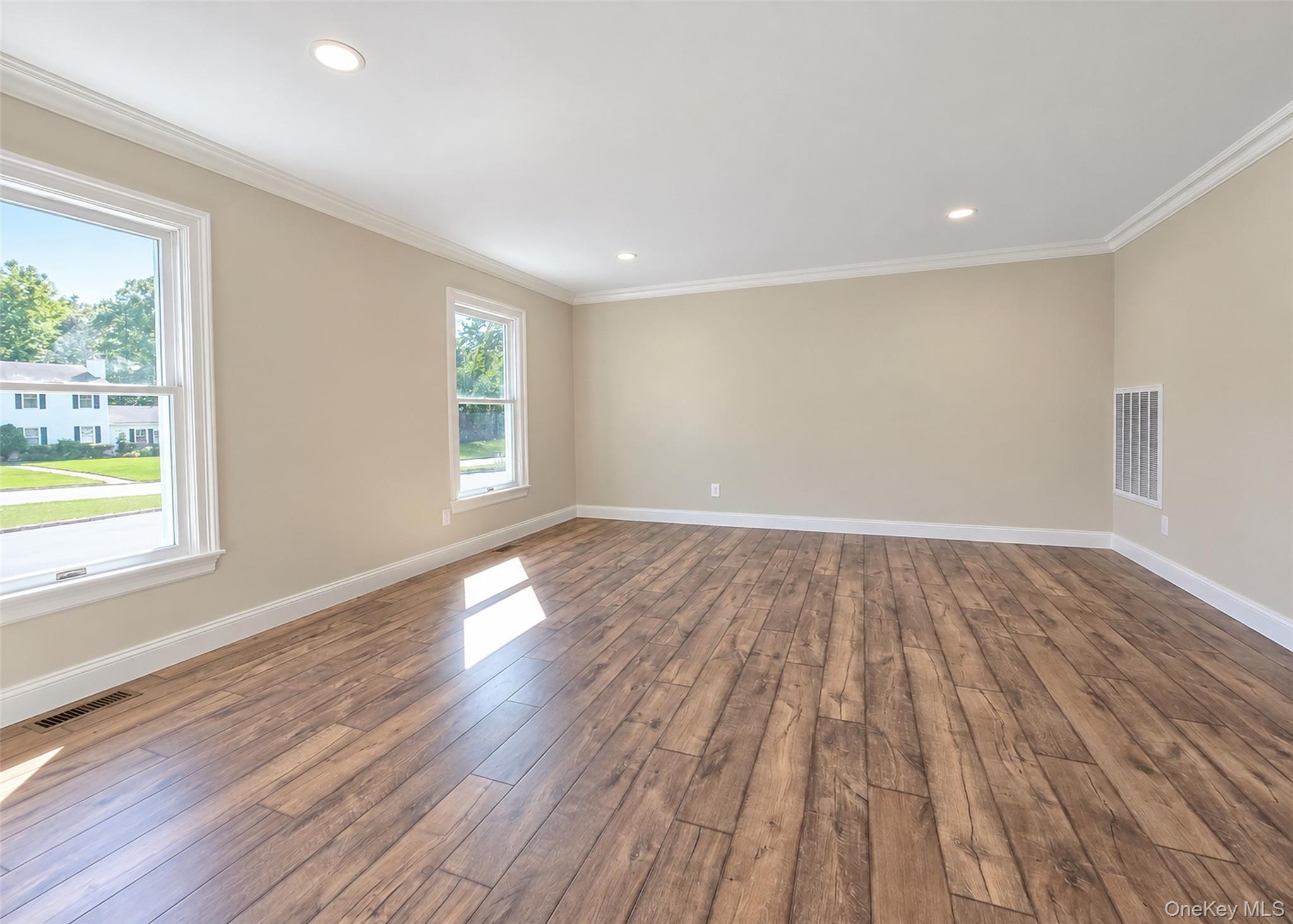 19 Victoria Lane – For Sale photo 14