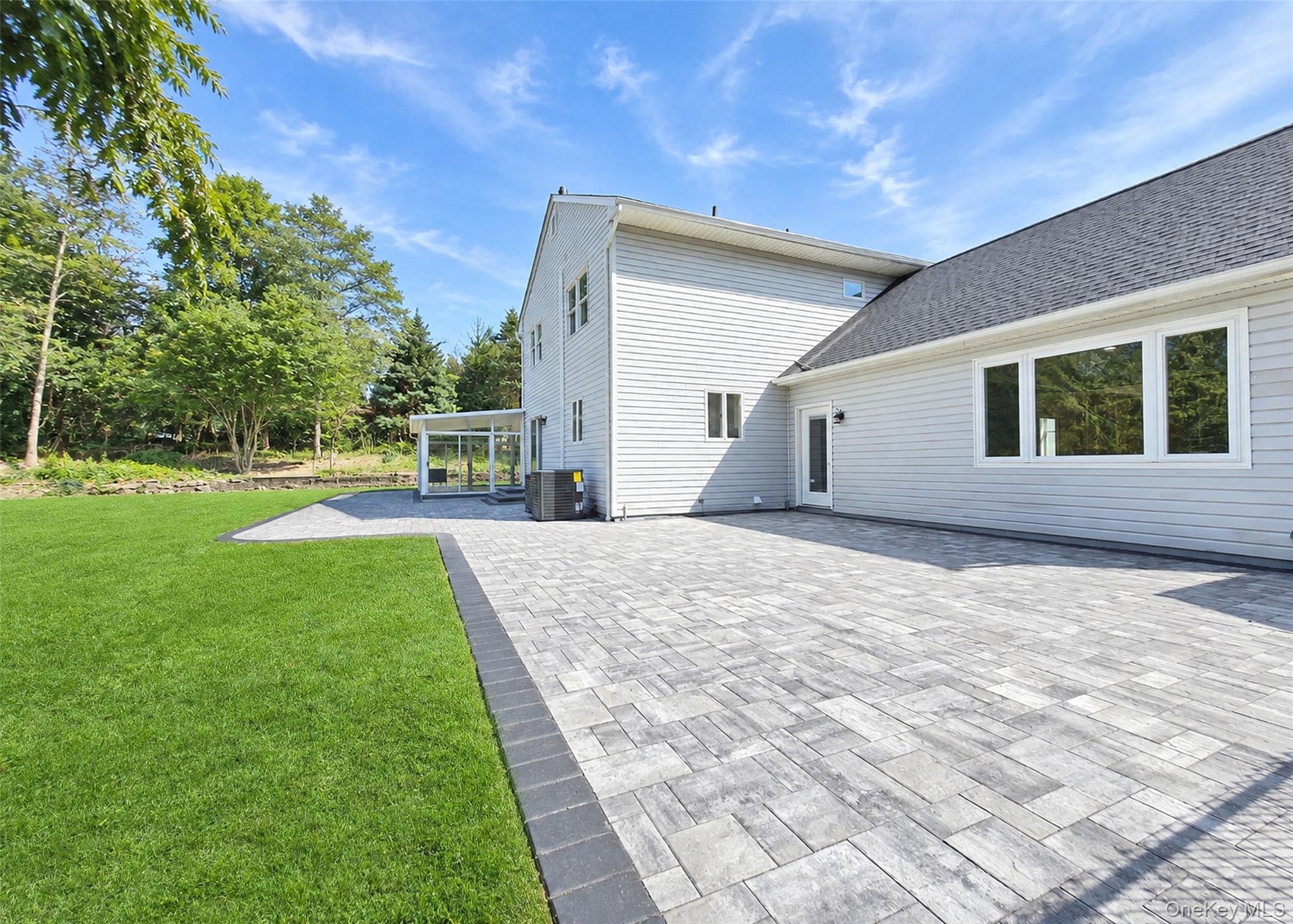 19 Victoria Lane – For Sale photo 38