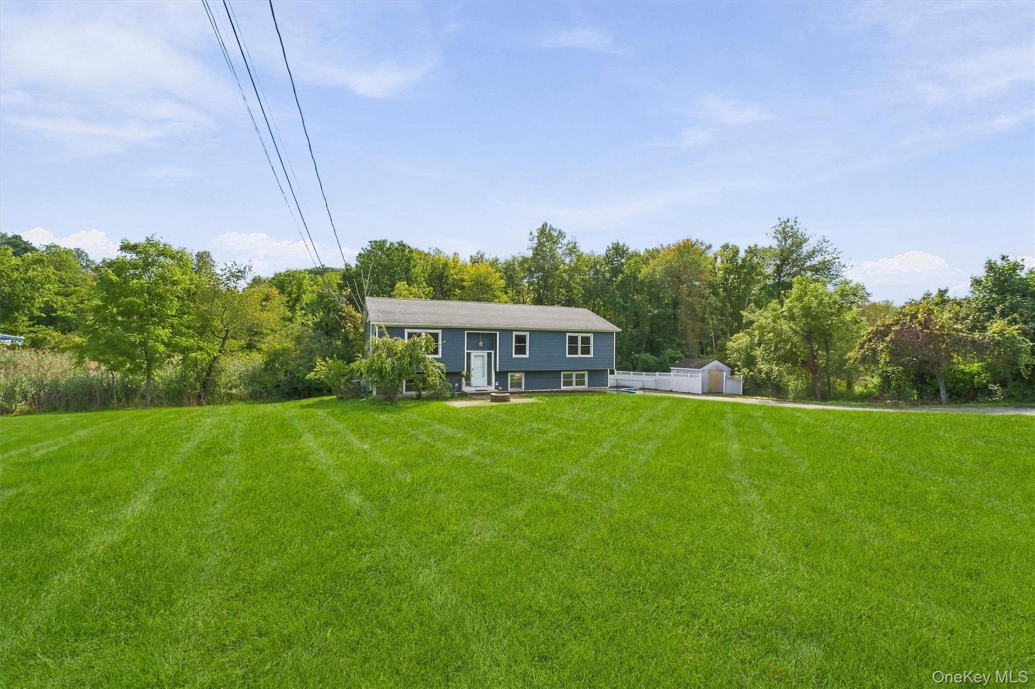 77 Robin Drive – For Sale photo 3