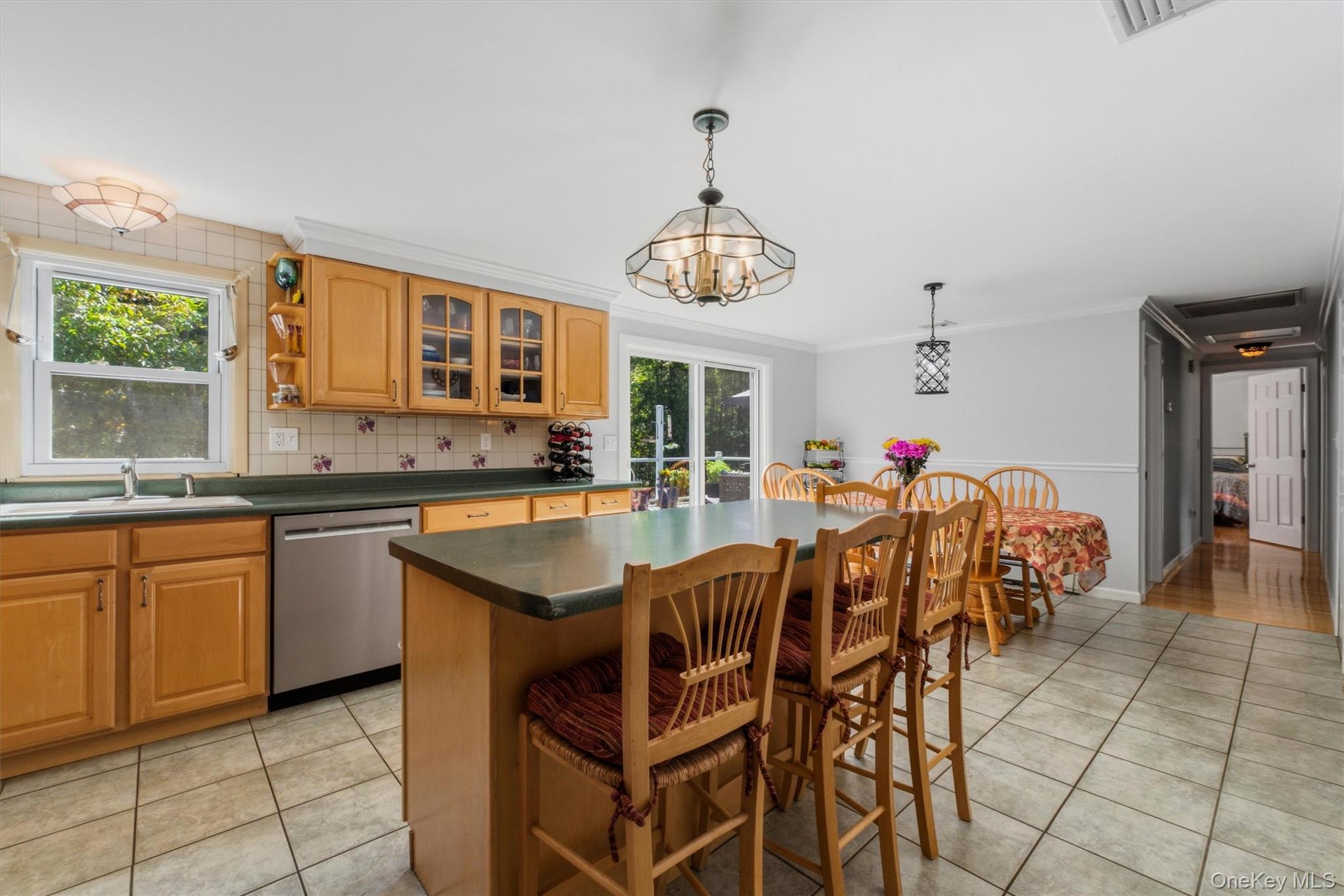 77 Robin Drive – For Sale photo 9