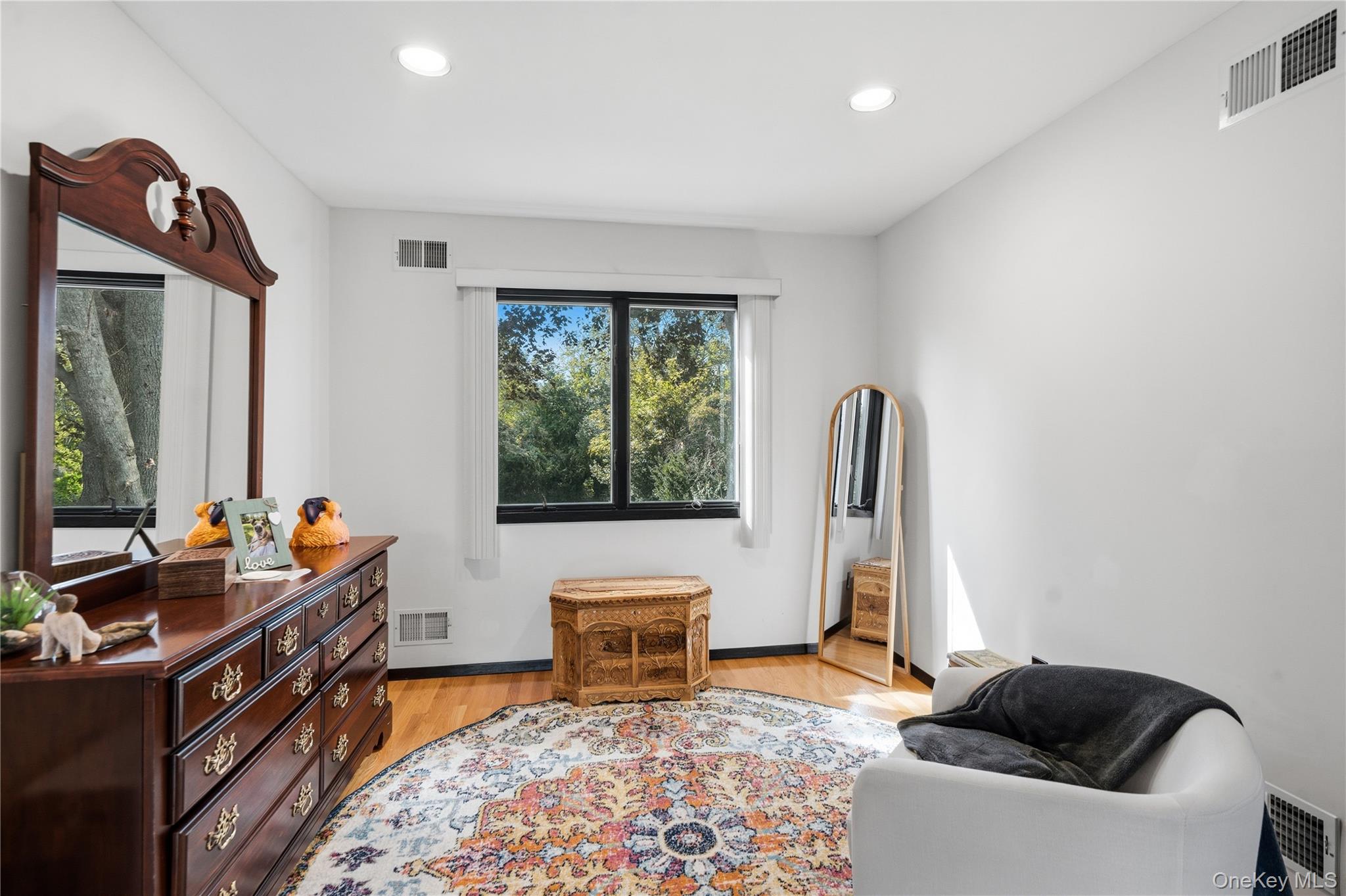 5 Lansing Lane – For Sale photo 24