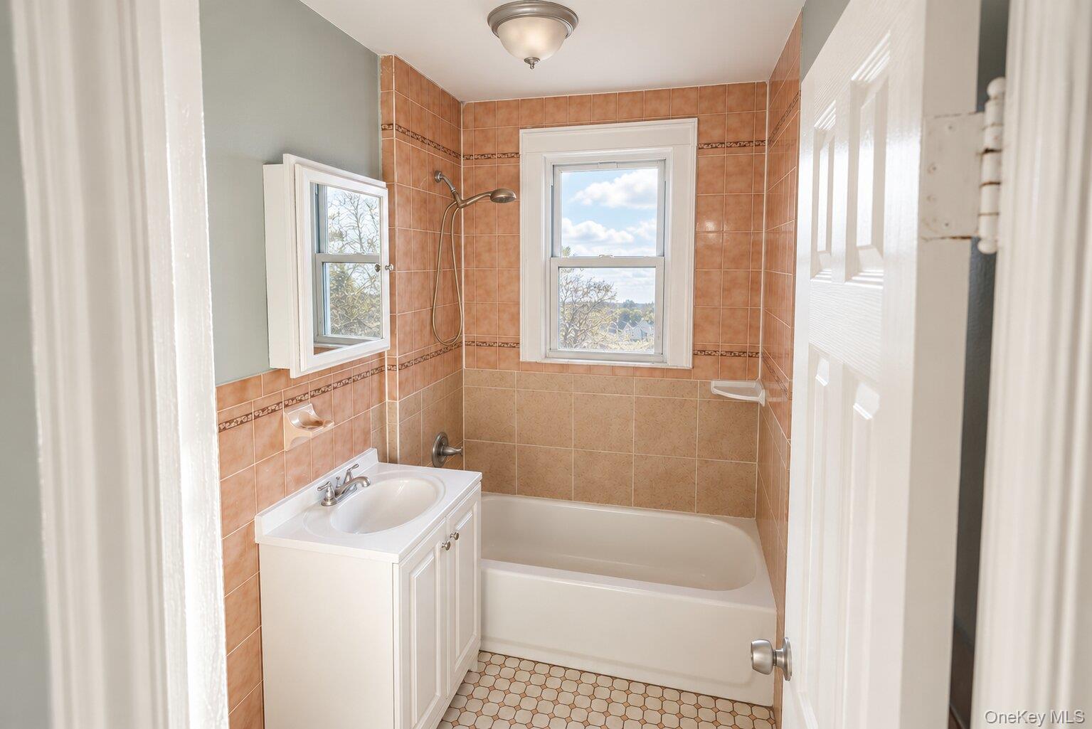738 E 45th Street – For Sale photo 10
