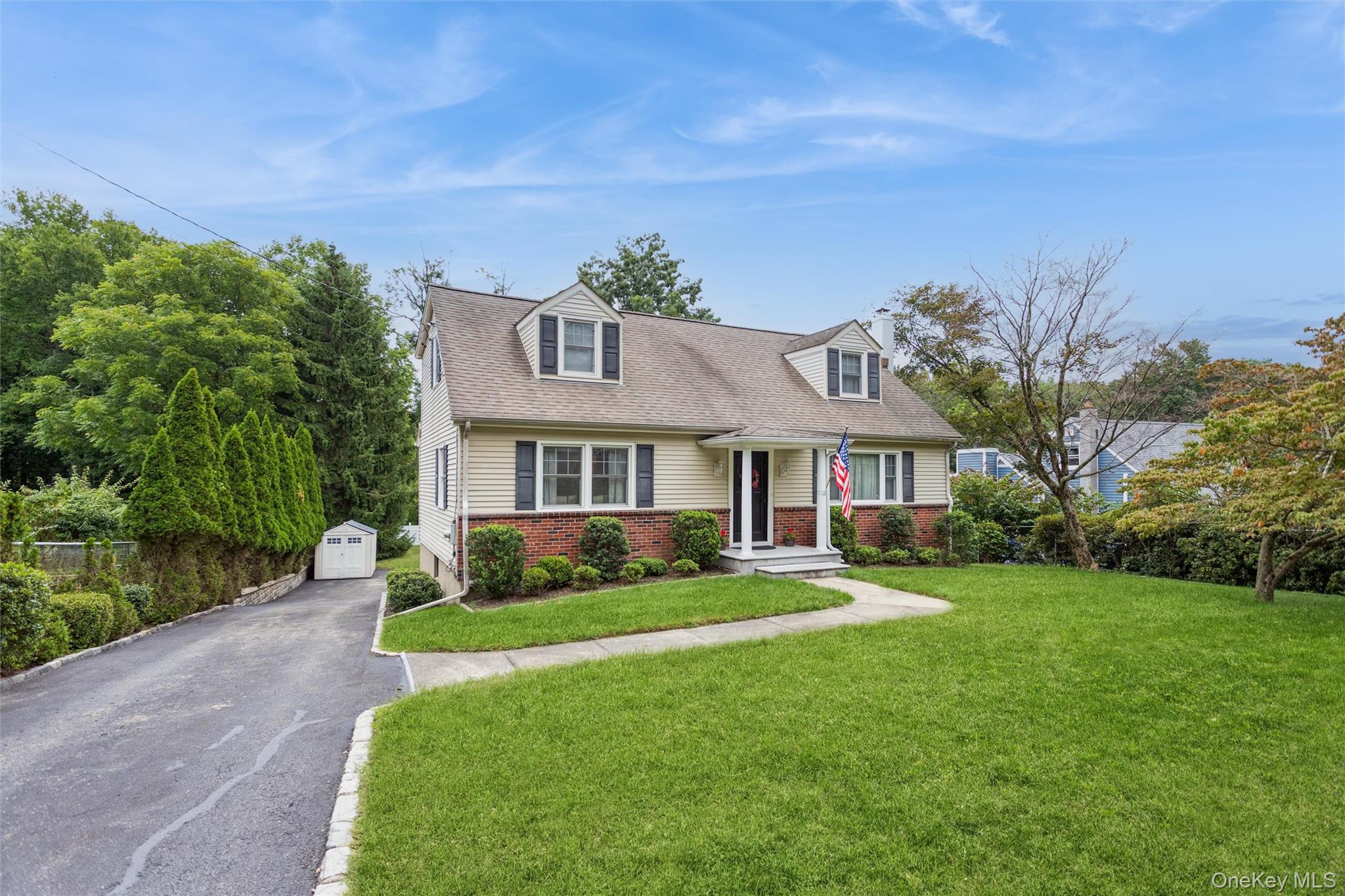 252 Buttonwood Avenue – For Sale photo 3