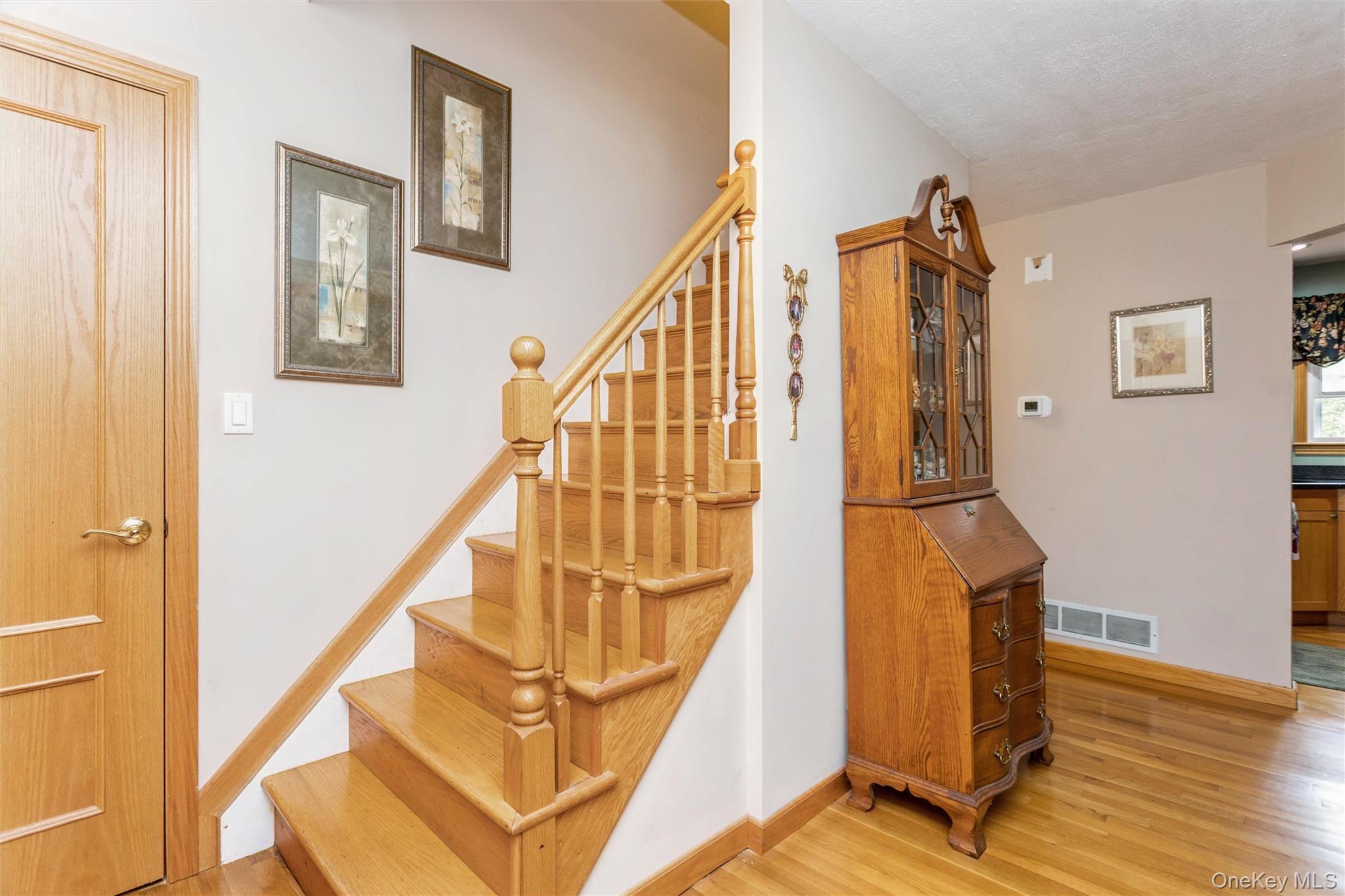 252 Buttonwood Avenue – For Sale photo 4