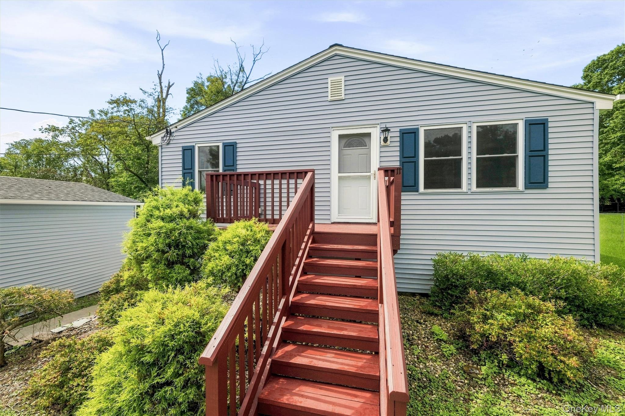 11 Strack Road – For Sale photo 4