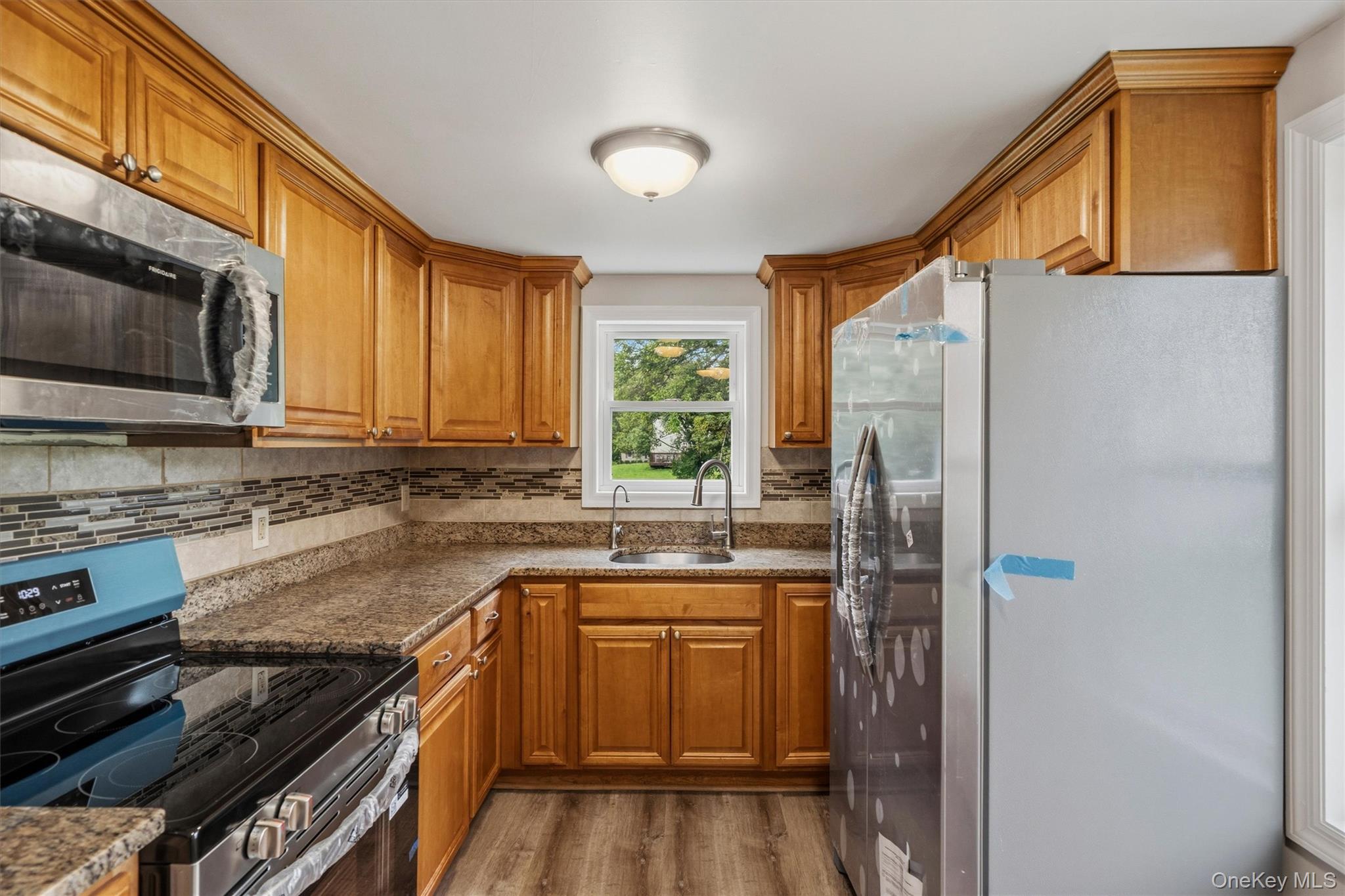 11 Strack Road – For Sale photo 16