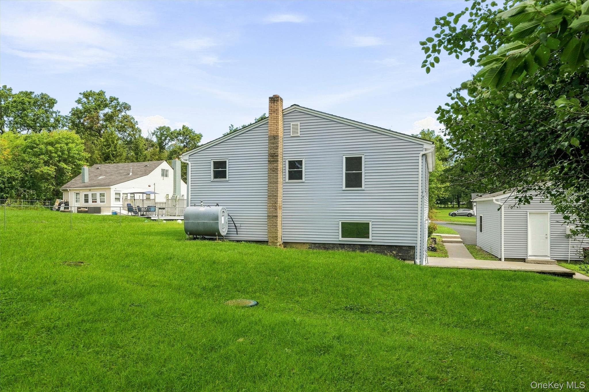 11 Strack Road – For Sale photo 44