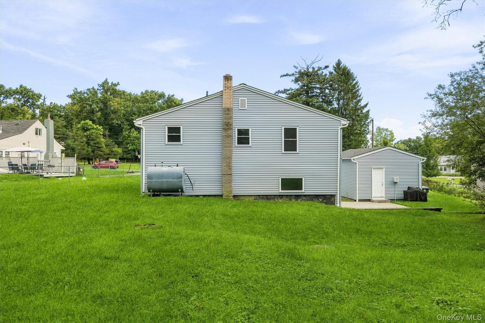 11 Strack Road – For Sale photo 45