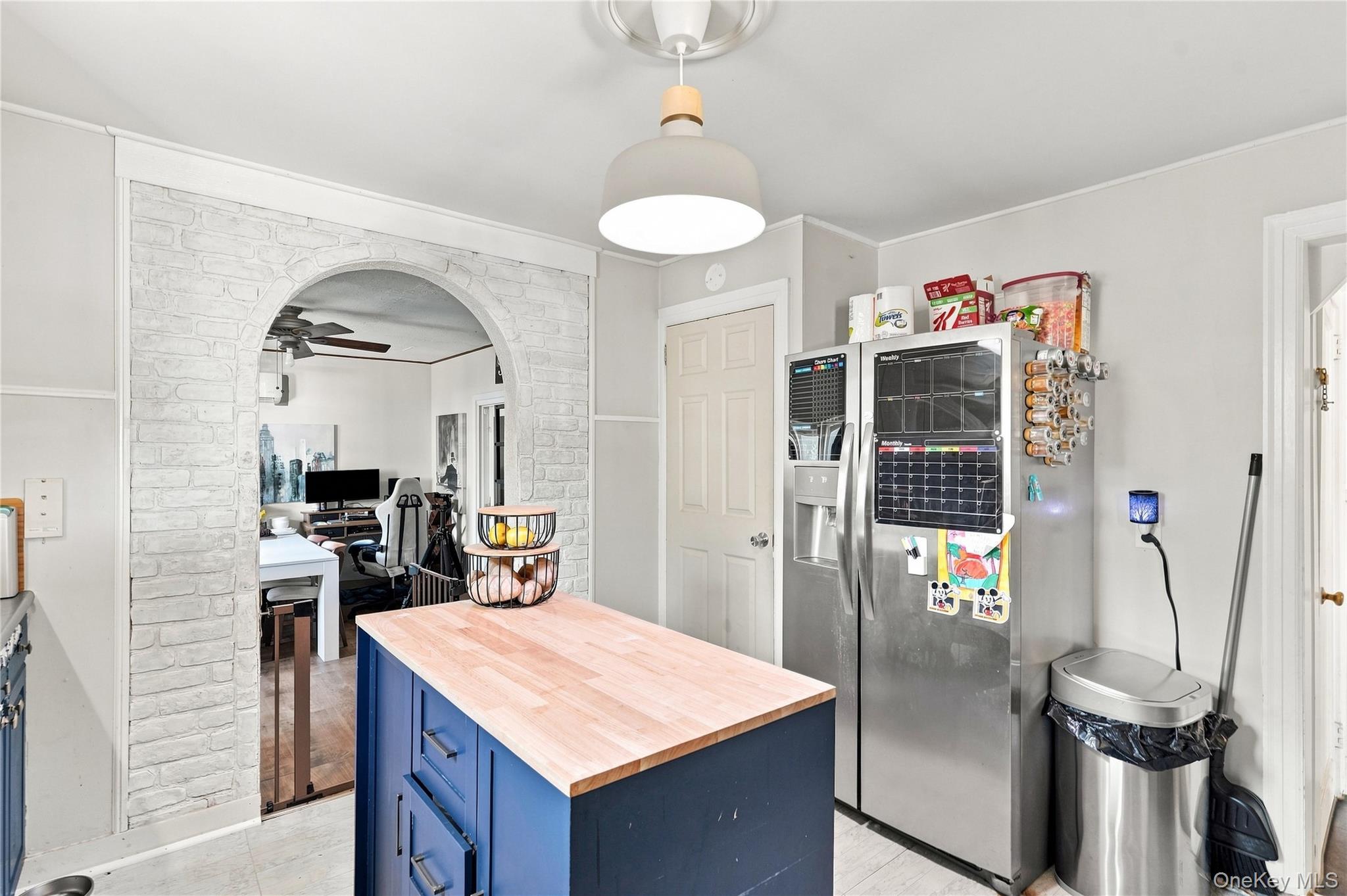 18 Underhill Avenue – For Sale photo 16