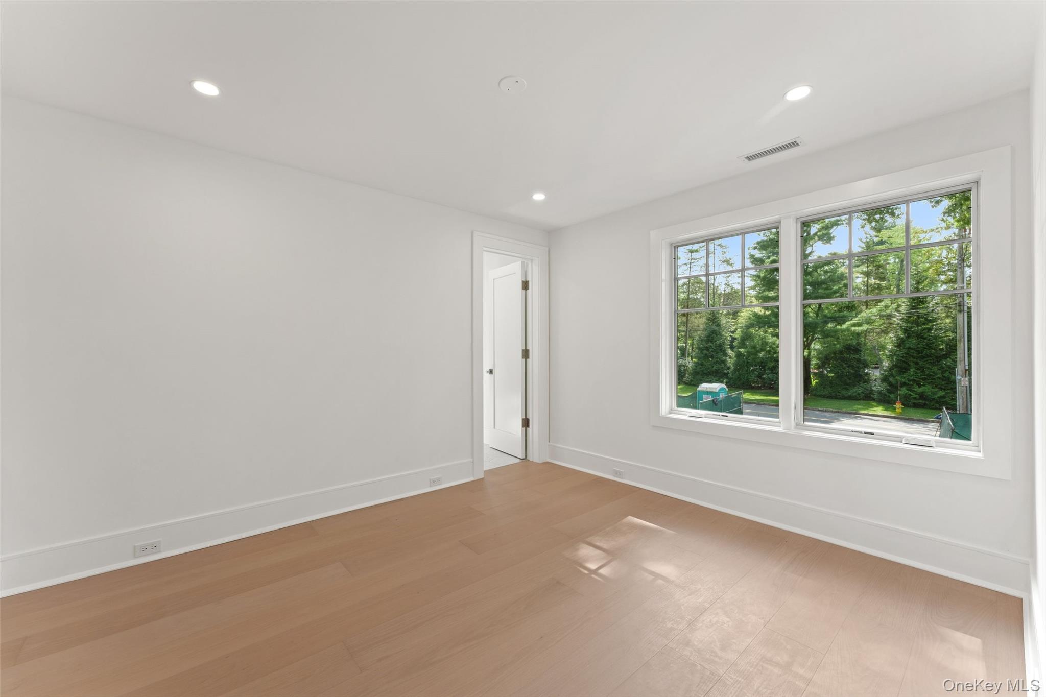 65 Fox Meadow Road – For Sale photo 32