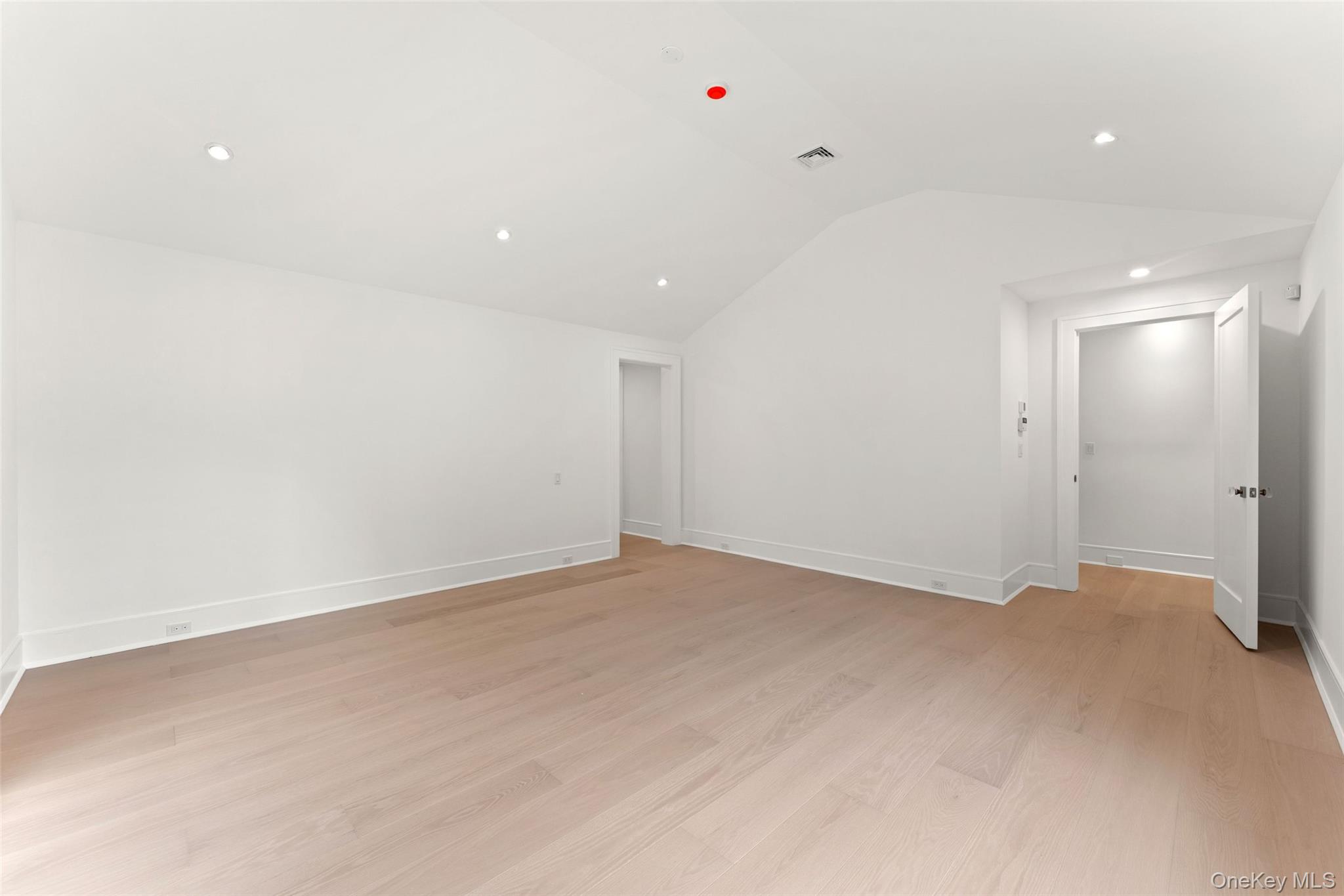 65 Fox Meadow Road – For Sale photo 31