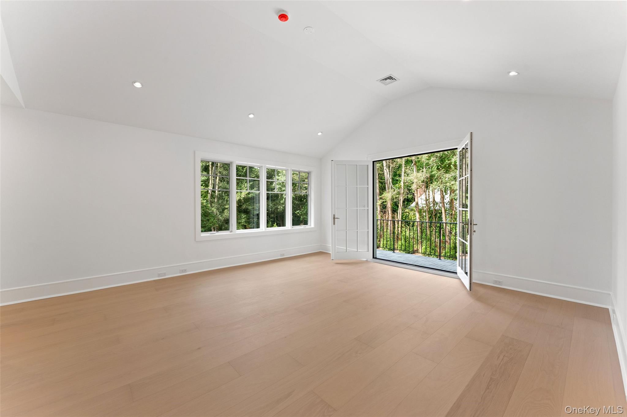 65 Fox Meadow Road – For Sale photo 20